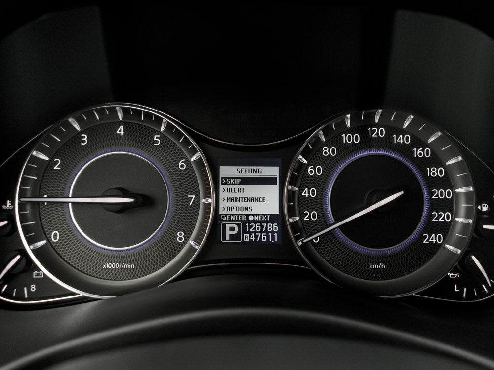 Купить Infiniti QX56 5.6 AT (405 л.с.) 4WD, 2011 в Екатеренбурге