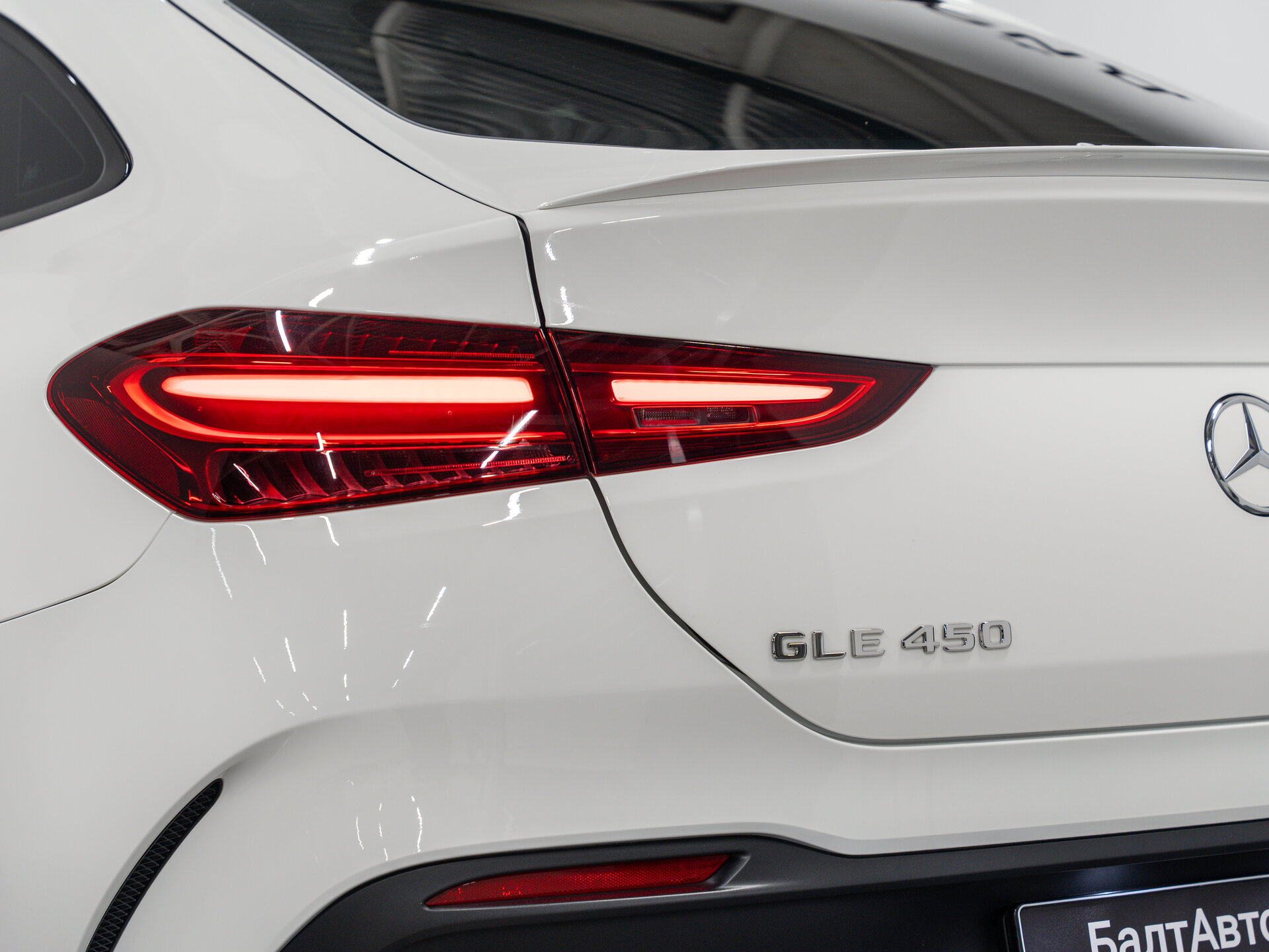 Автомобиль Mercedes-Benz GLE Coupe 450 3.0 AT (381 л.с.) 4WD - 10