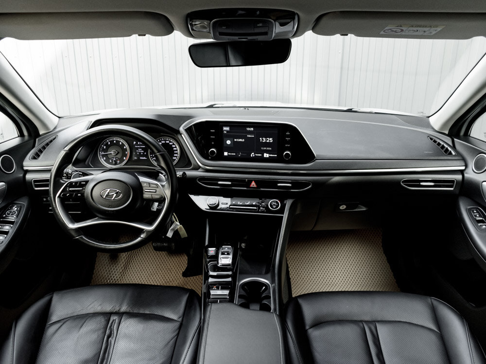 Купить Hyundai Sonata 2.0 AT (150 л.с.), 2020 в Екатеренбурге