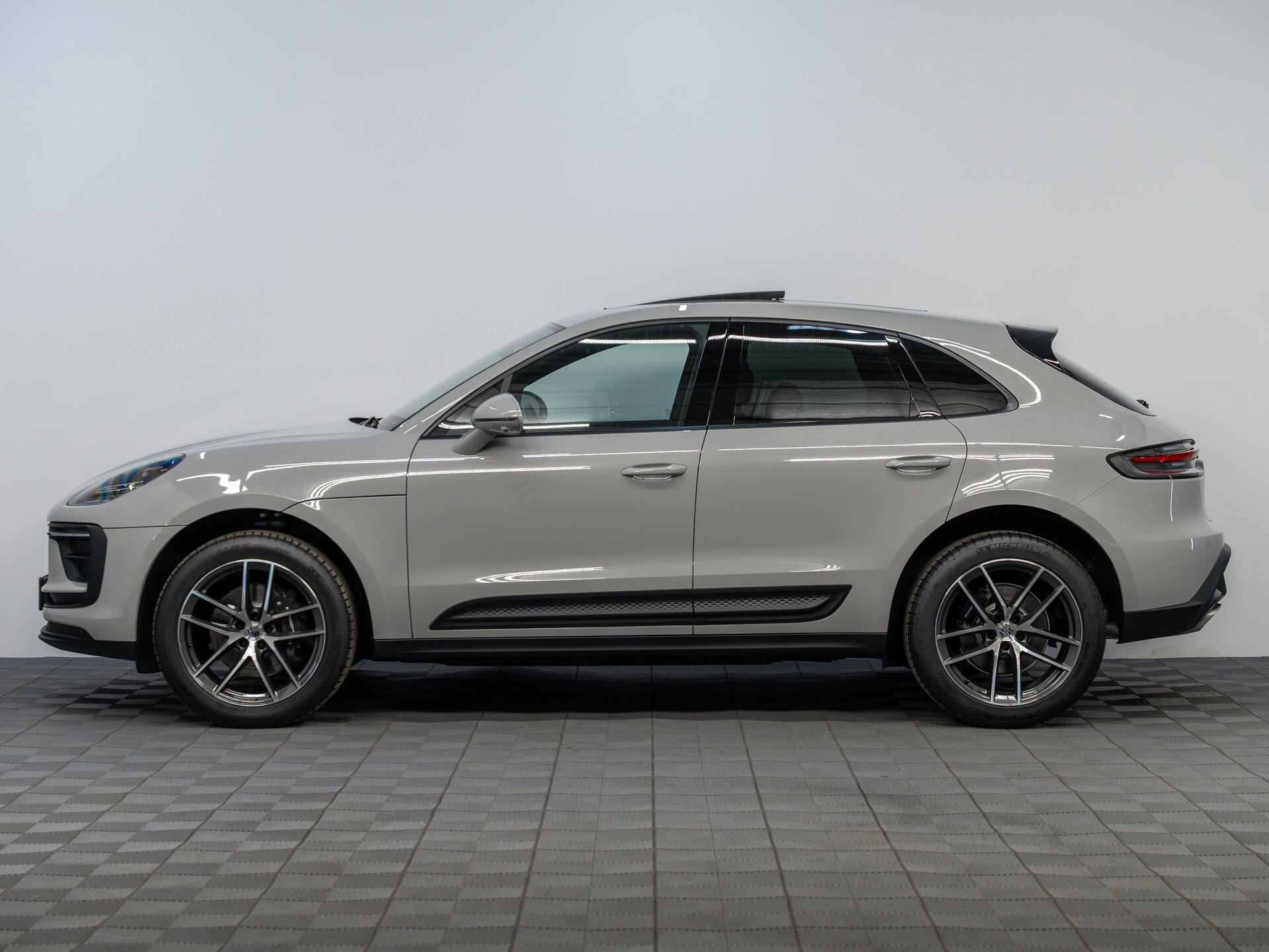 Автомобиль Porsche Macan 2.0 AMT (265 л.с.) 4WD - 8