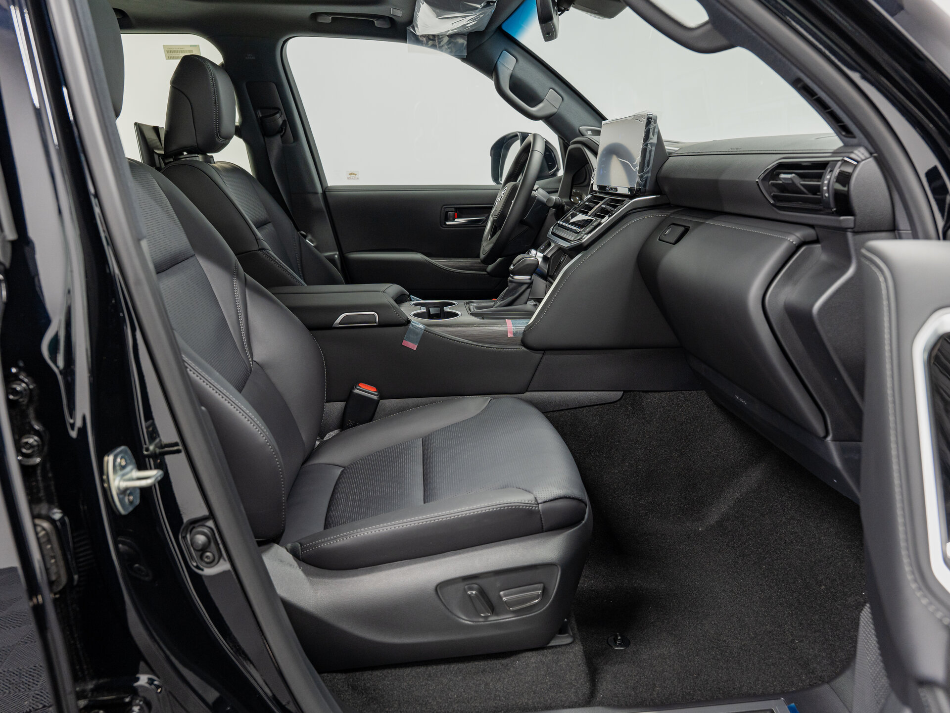 Автомобиль Toyota Land Cruiser 3.4 AT (415 л.с.) 4WD - 13