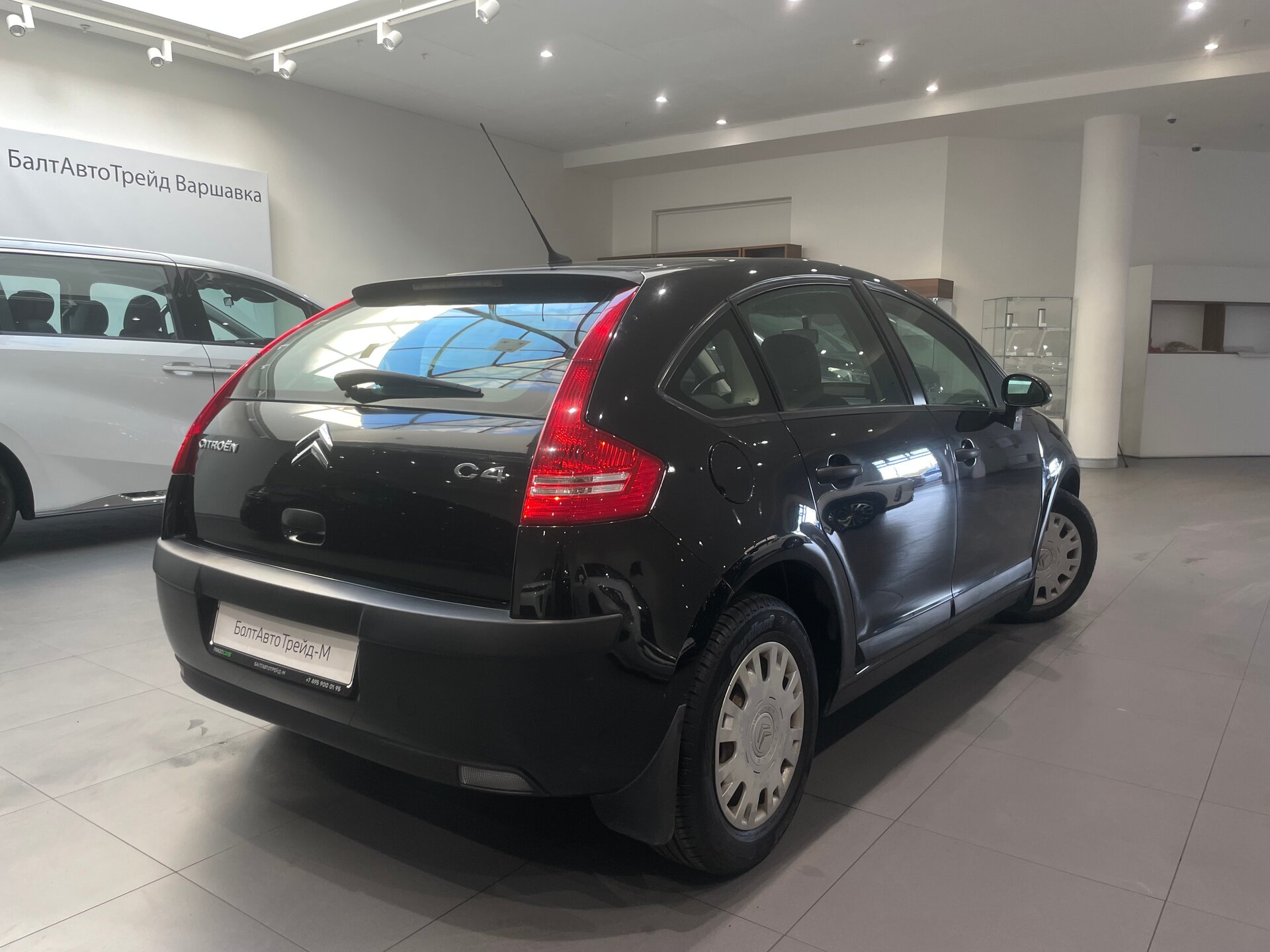 Автомобиль Citroen C4 1.6 MT (109 л.с.) - 6