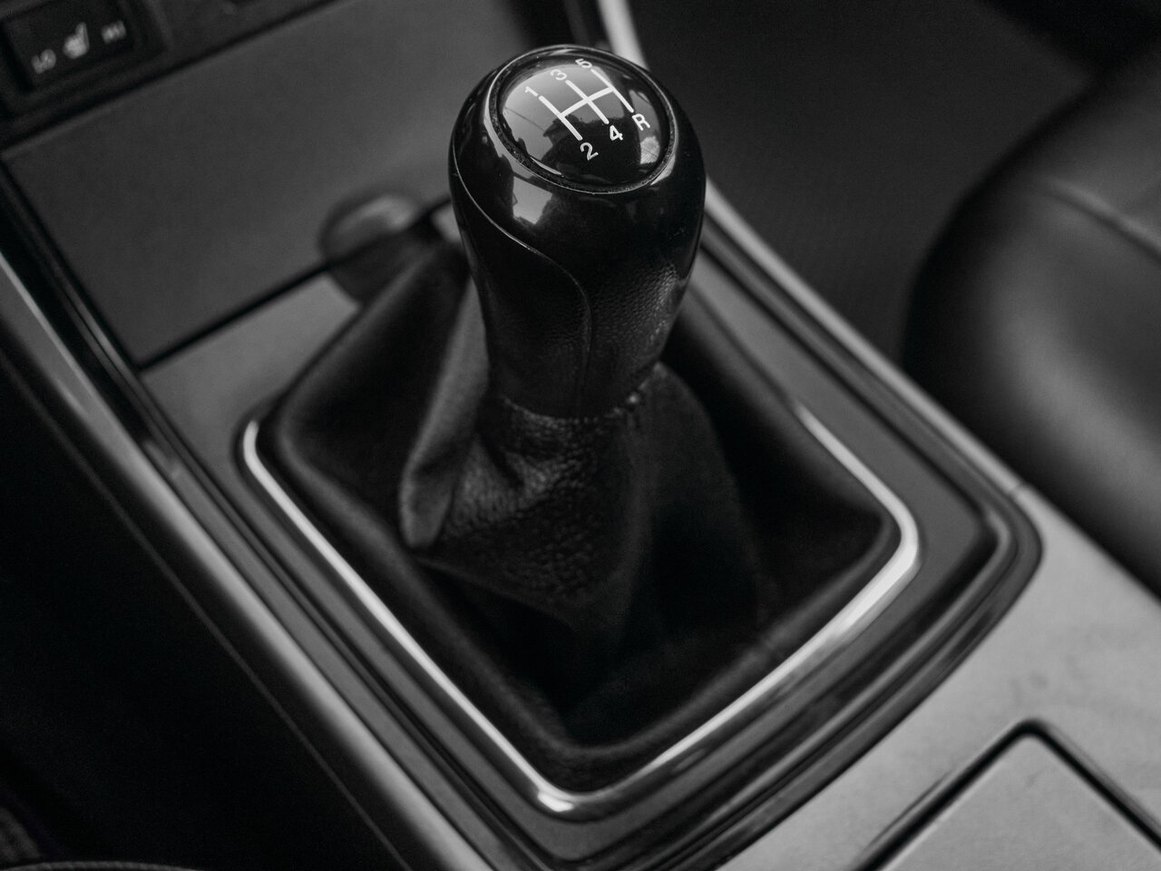 Купить Mazda 6 1.8 MT (120 л.с.), 2011 в Екатеренбурге