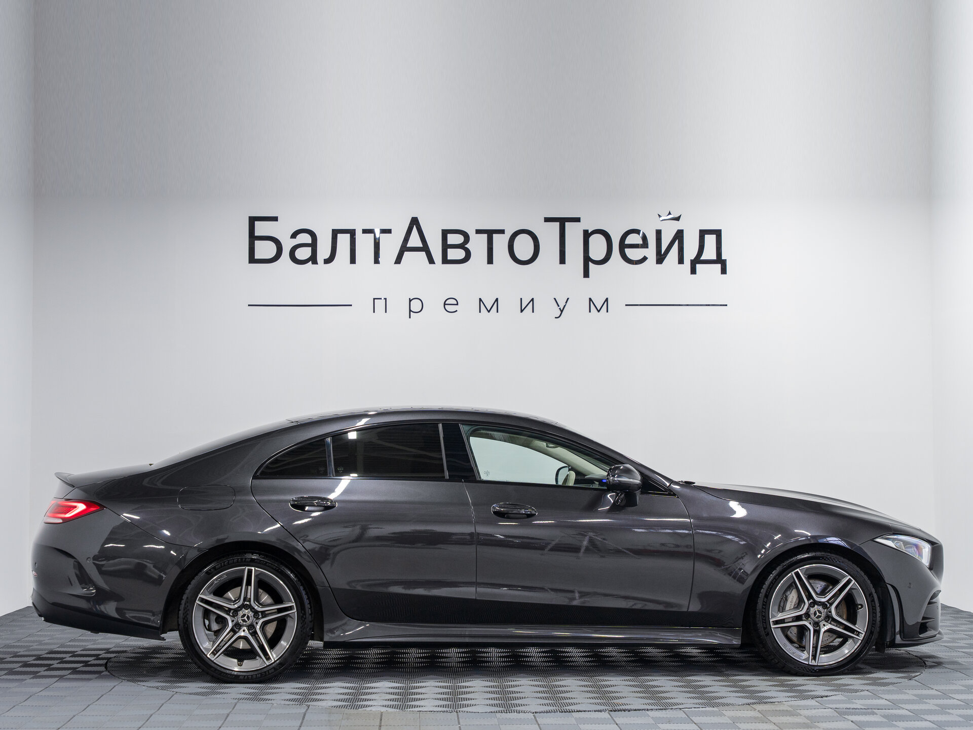 Автомобиль Mercedes-Benz CLS 350 d 2.9d AT (249 л.с.) 4WD - 6