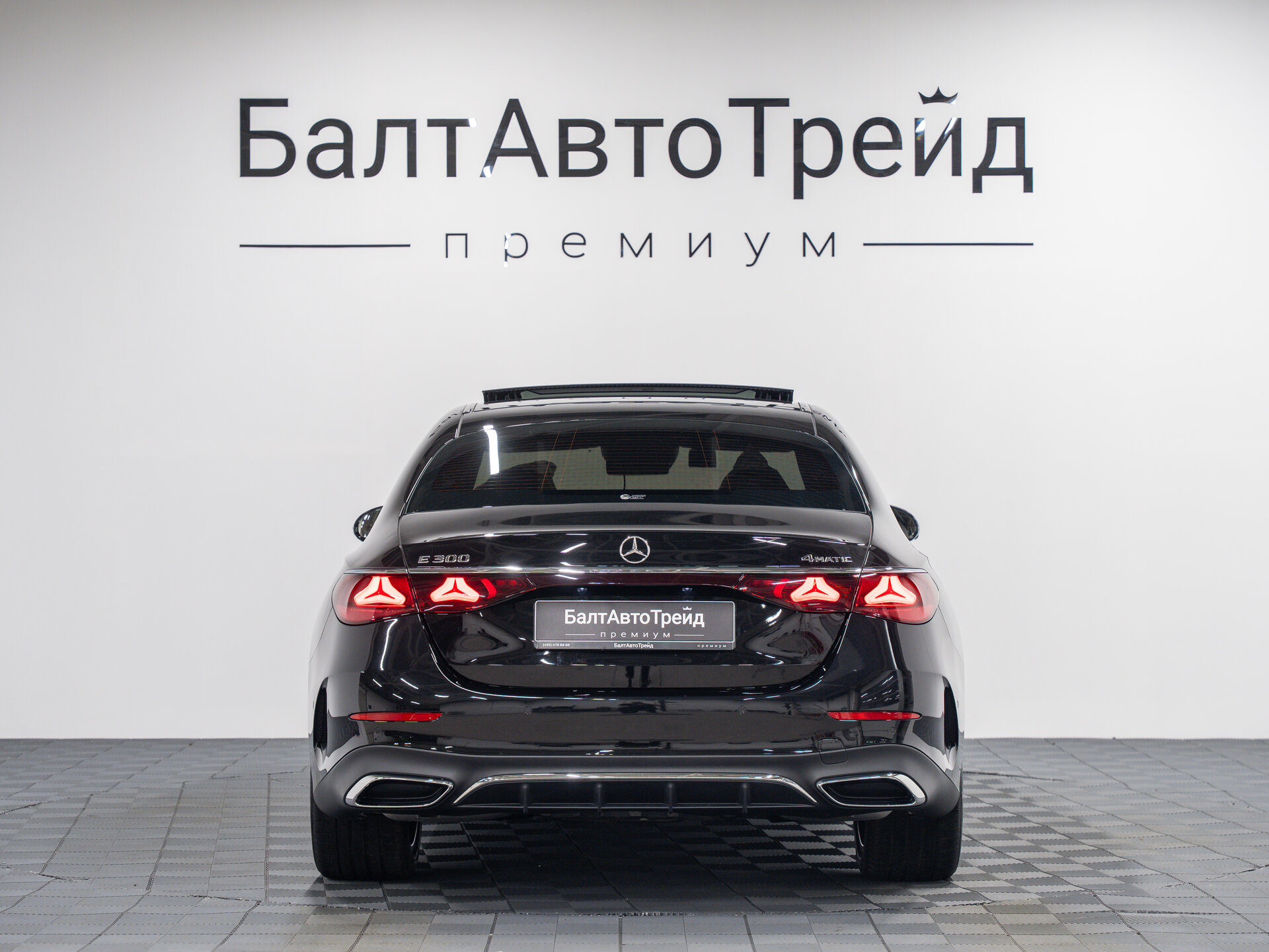 Автомобиль Mercedes-Benz E-Класс 300 2.0 AT (258 л.с.) 4WD - 8