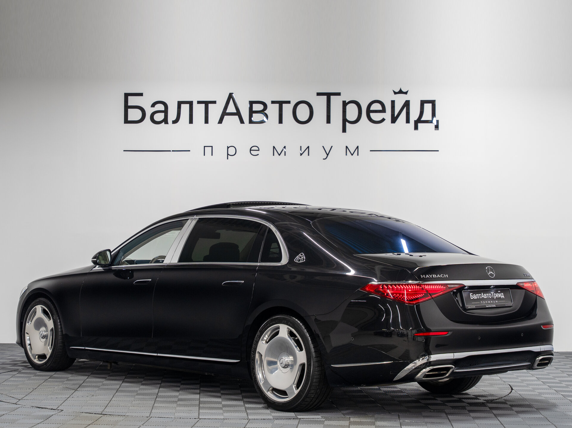 Автомобиль Mercedes-Benz Maybach S-Класс 580 4.0 AT (503 л.с.) 4WD - 11