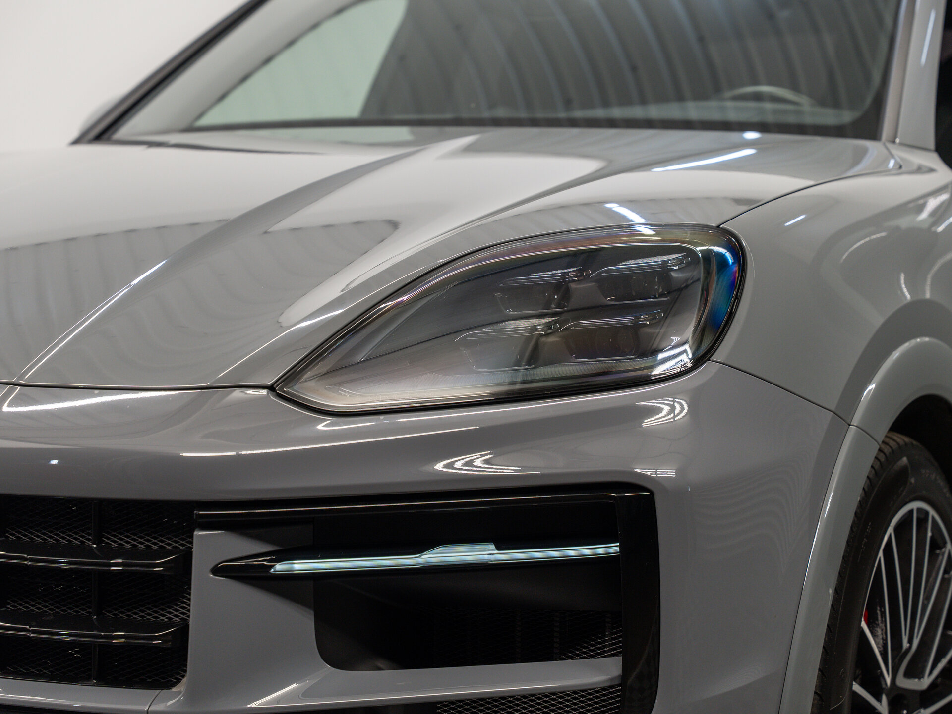 Автомобиль Porsche Cayenne S Coupé 4.0 AT (474 л.с.) 4WD - 9