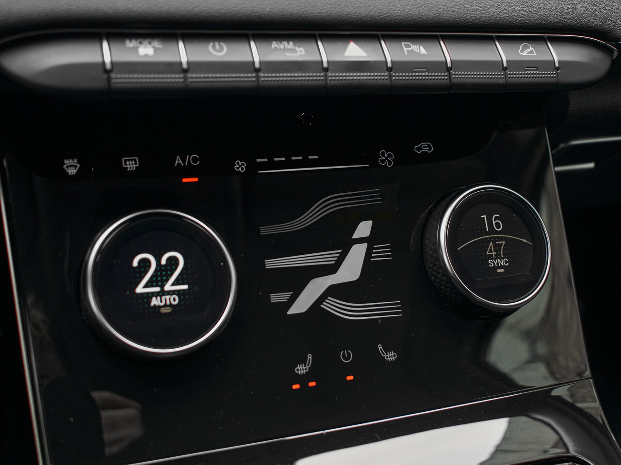 Купить EXEED LX 1.5 CVT (147 л.с.), 2022 в Екатеренбурге