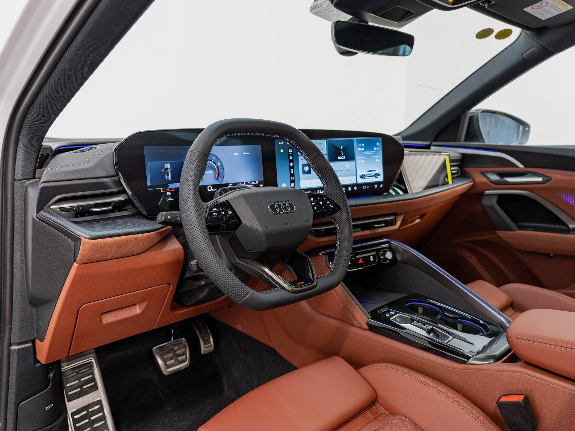 Автомобиль Audi Q5 L 2.0 AMT (204 л.с.) 4WD - 12