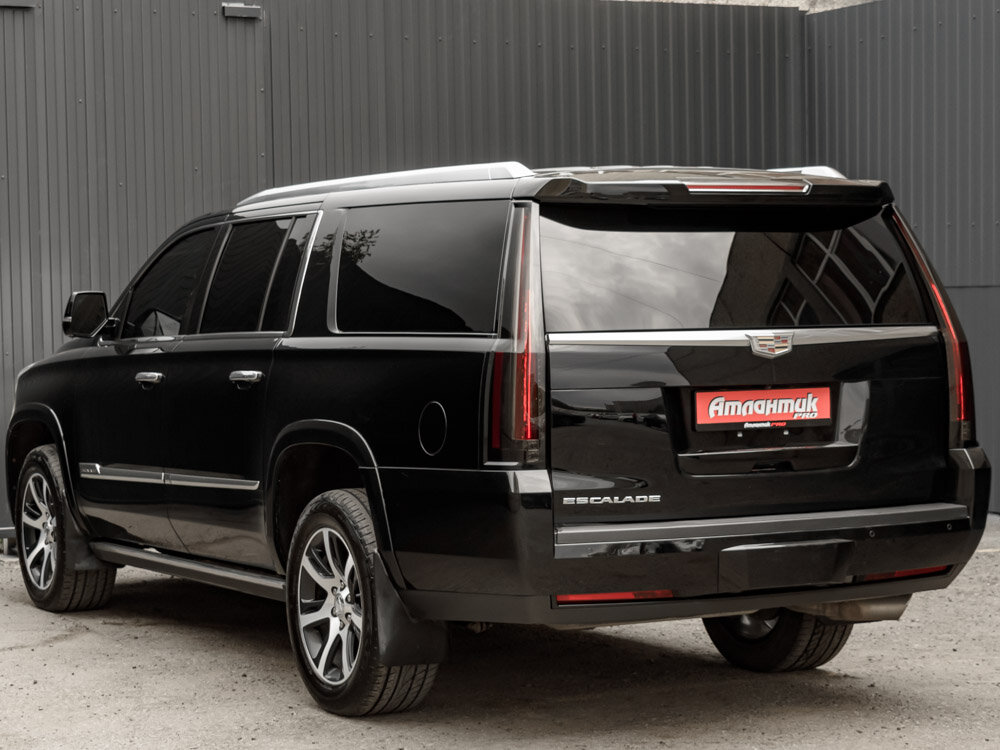 Купить Cadillac Escalade ESV 6.2 AT (409 л.с.) 4WD, 2016 в Екатеренбурге