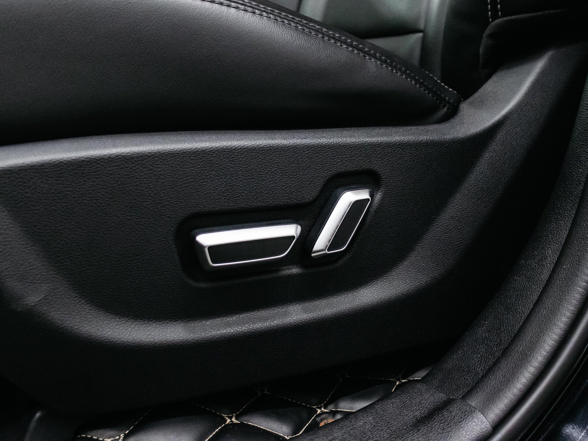 Geely Atlas 2022 17