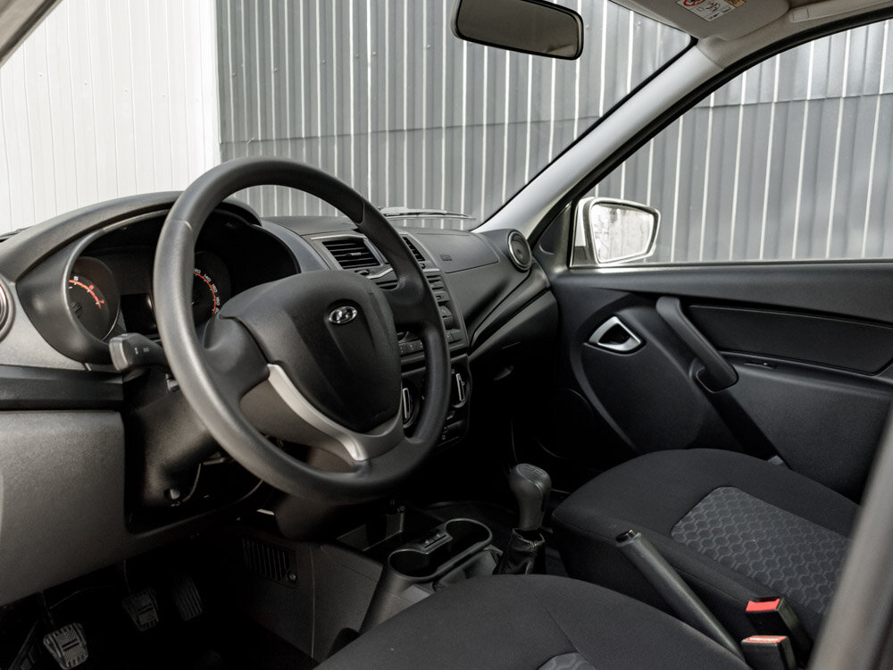 Купить Lada (ВАЗ) Granta 1.6 MT (90 л.с.), 2022 в Екатеренбурге