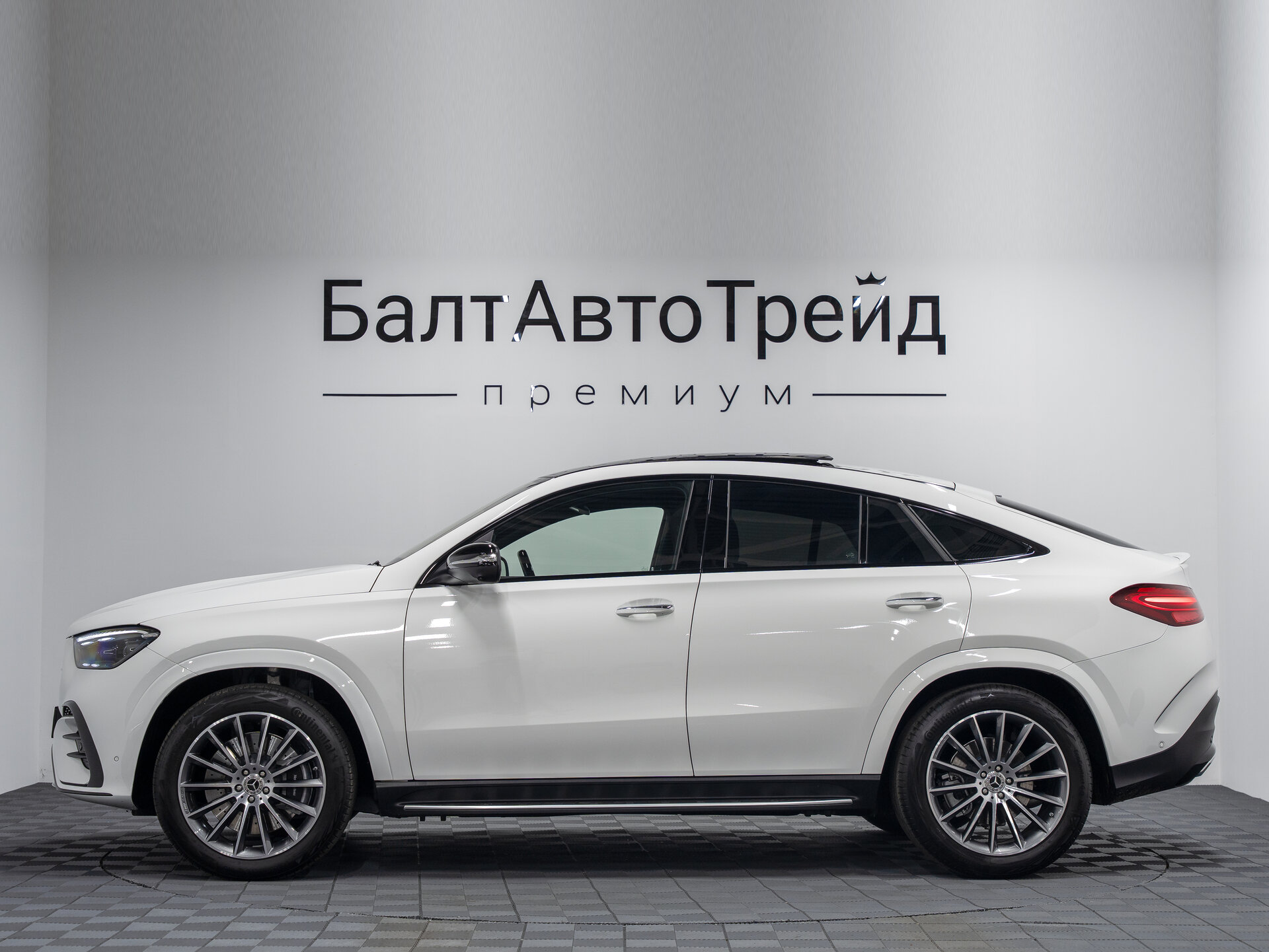 Автомобиль Mercedes-Benz GLE Coupe 450 3.0 AT (381 л.с.) 4WD - 11