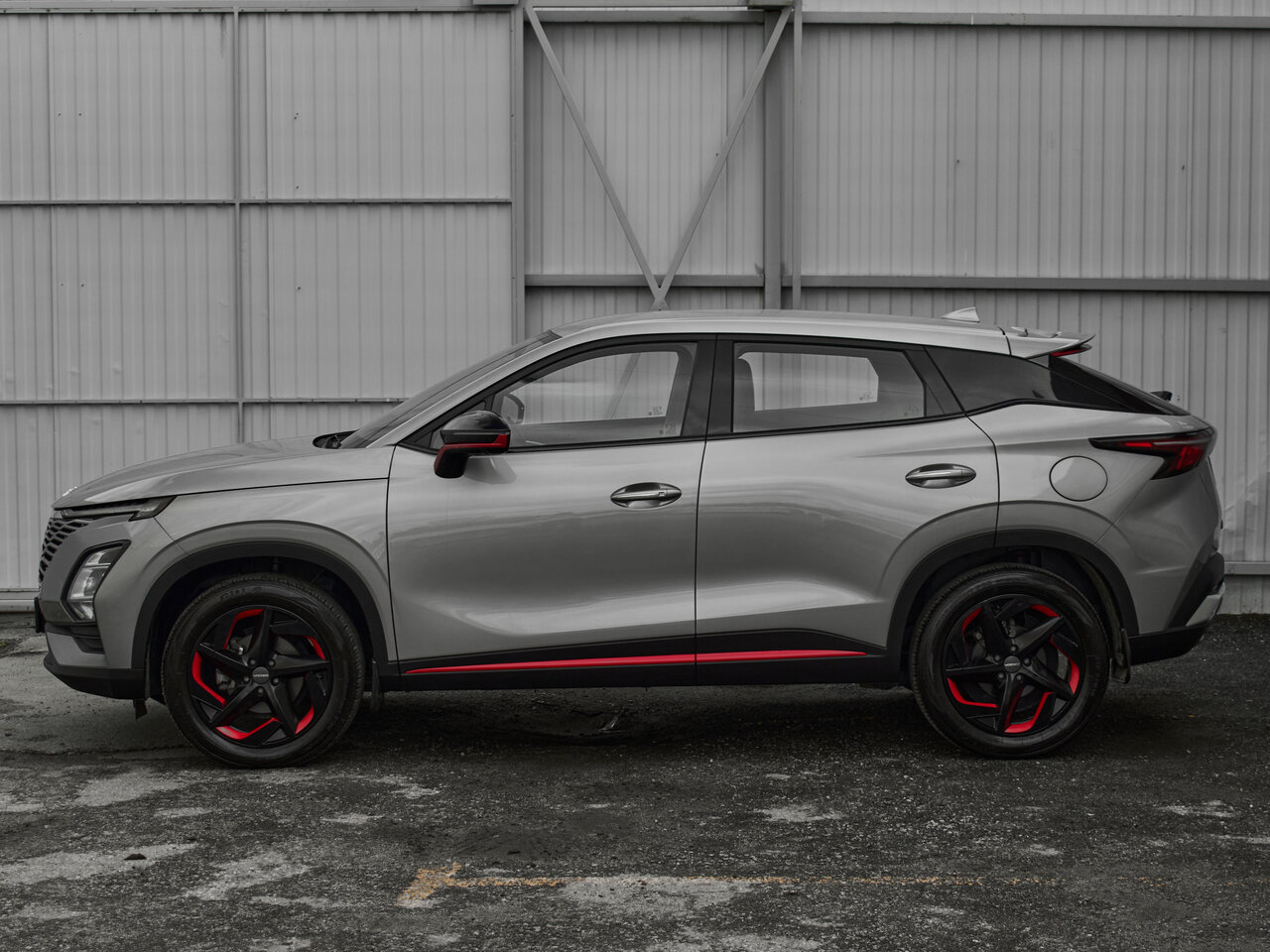 Купить OMODA C5 1.5 CVT (147 л.с.), 2023 в Екатеренбурге