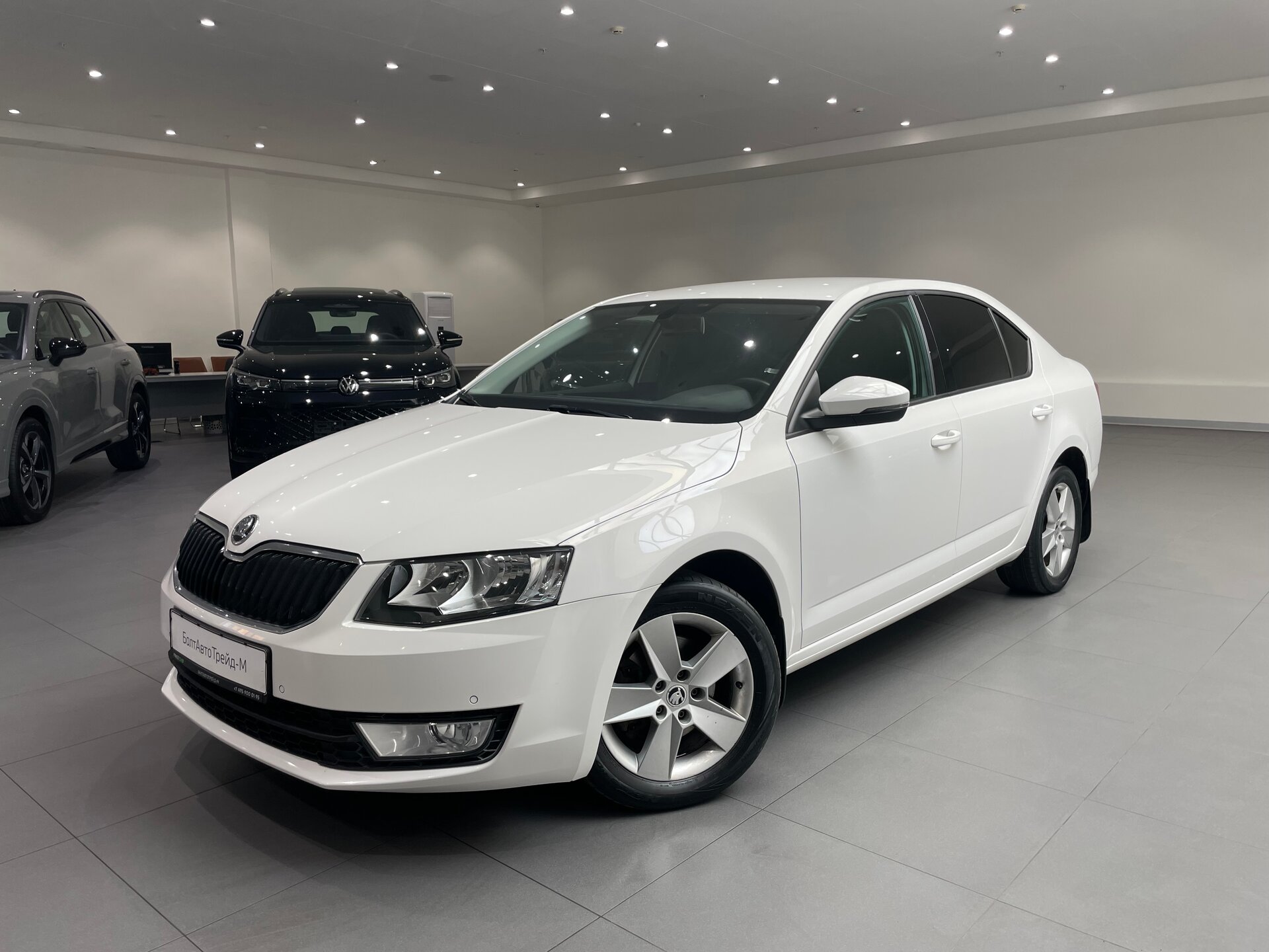 Автомобиль Skoda Octavia 1.6 MT (110 л.с.) - 1