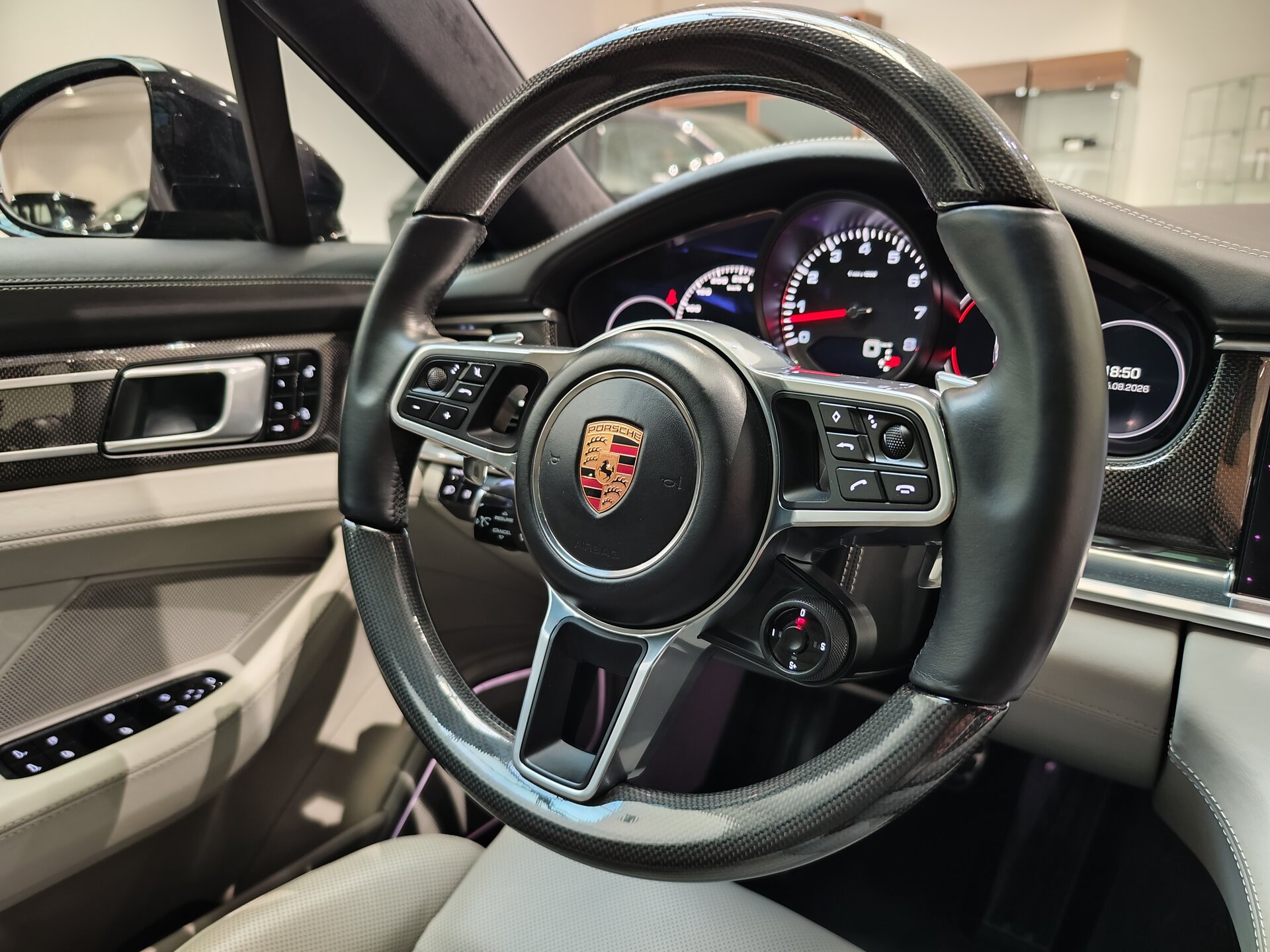 Автомобиль Porsche Panamera 4S 2.9 AMT (440 л.с.) 4WD - 15
