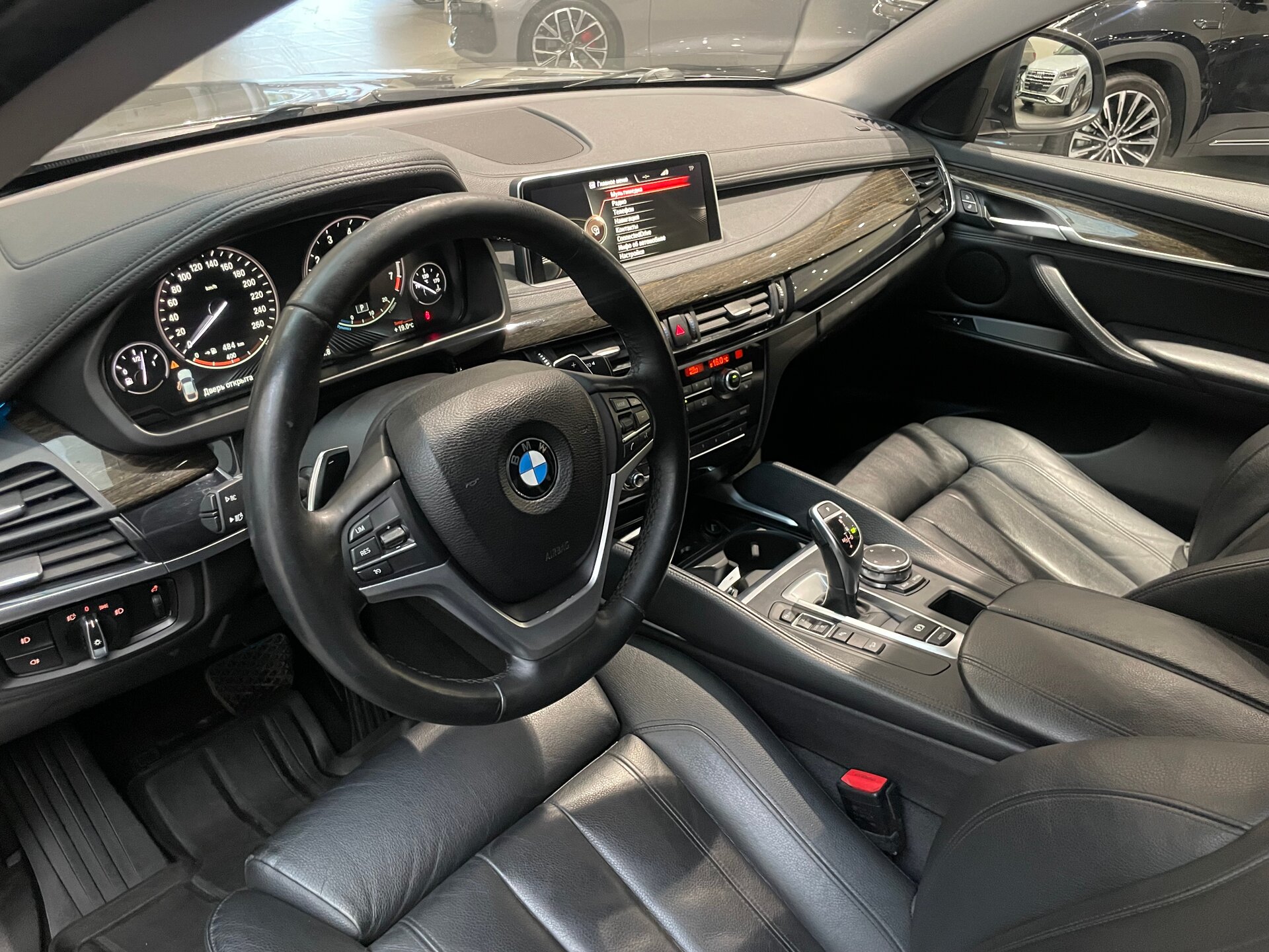Автомобиль BMW X6 35i 3.0 AT (306 л.с.) 4WD - 8