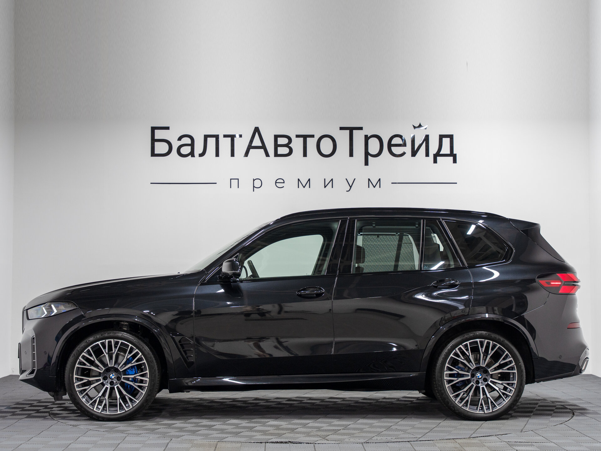 Автомобиль BMW X5 40i 3.0 AT (381 л.с.) 4WD - 11