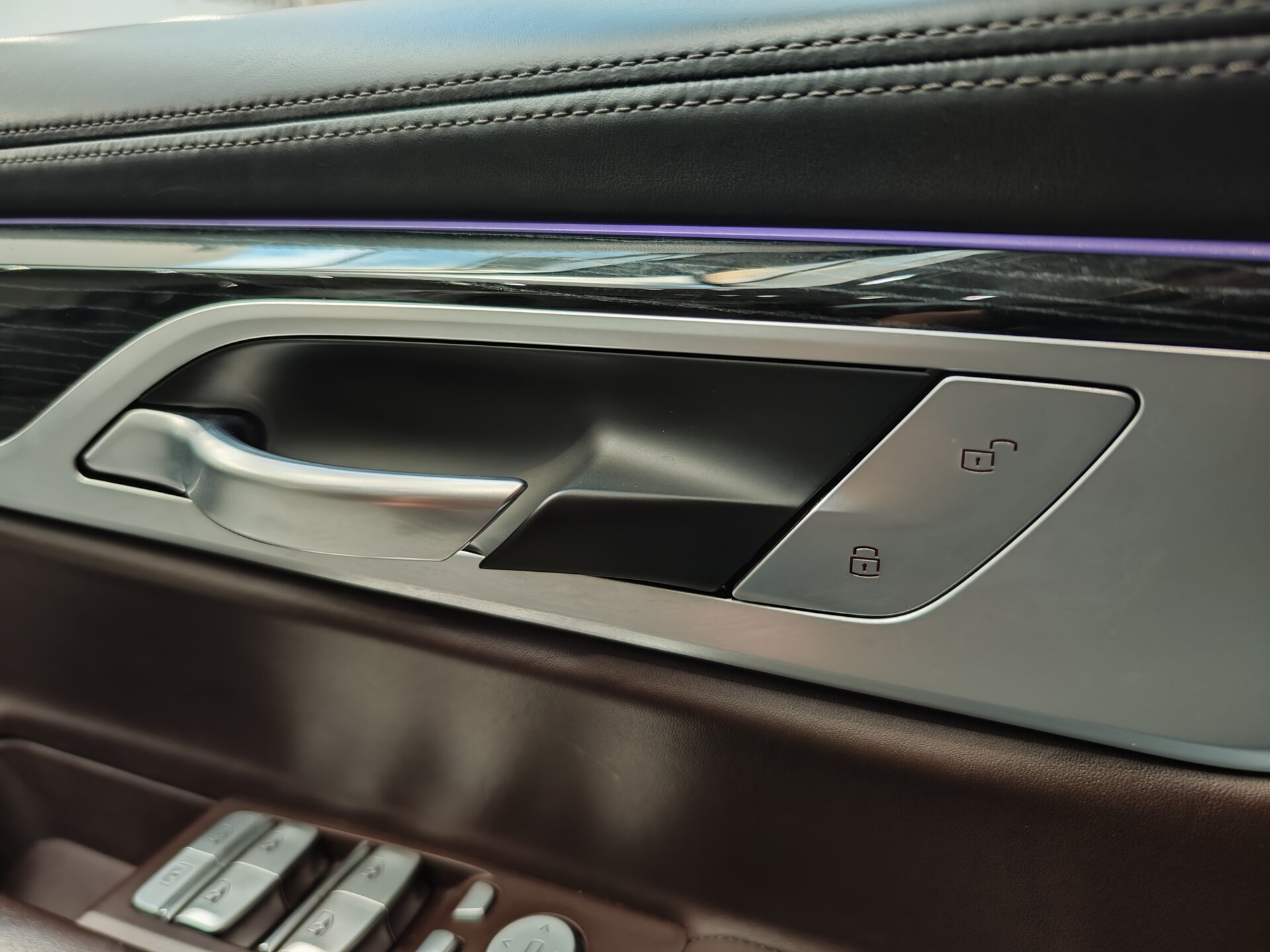 Автомобиль BMW 7 серии 730Ld xDrive 3.0d AT (249 л.с.) 4WD - 19
