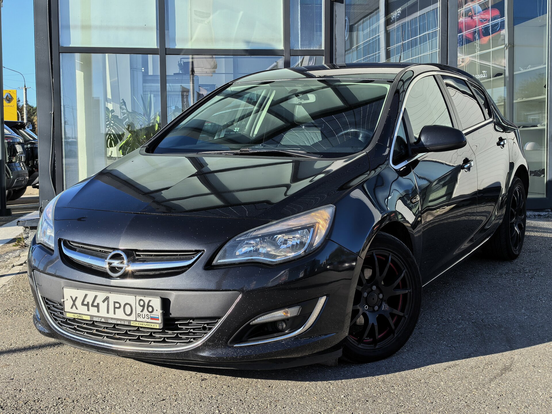 Opel Astra, J Рестайлинг Cosmo, 2013, Хэтчбек 5 дв. 