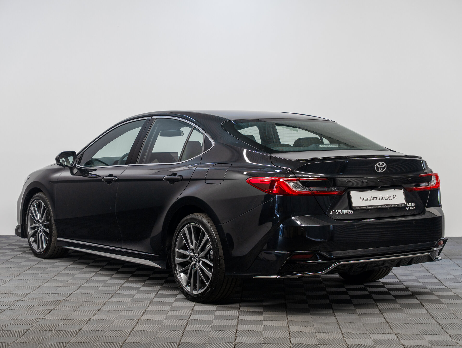 Автомобиль Toyota Camry 2.0hyb CVT (231 л.с.) - 7