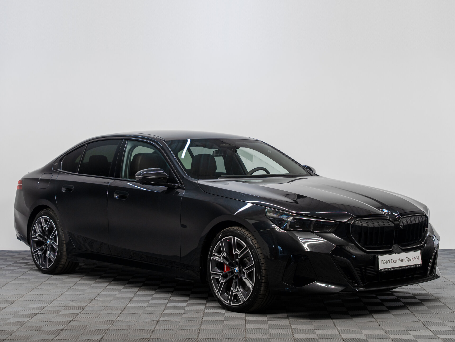 Автомобиль BMW 5 серии 540d xDrive 3.0d AT (303 л.с.) 4WD - 3