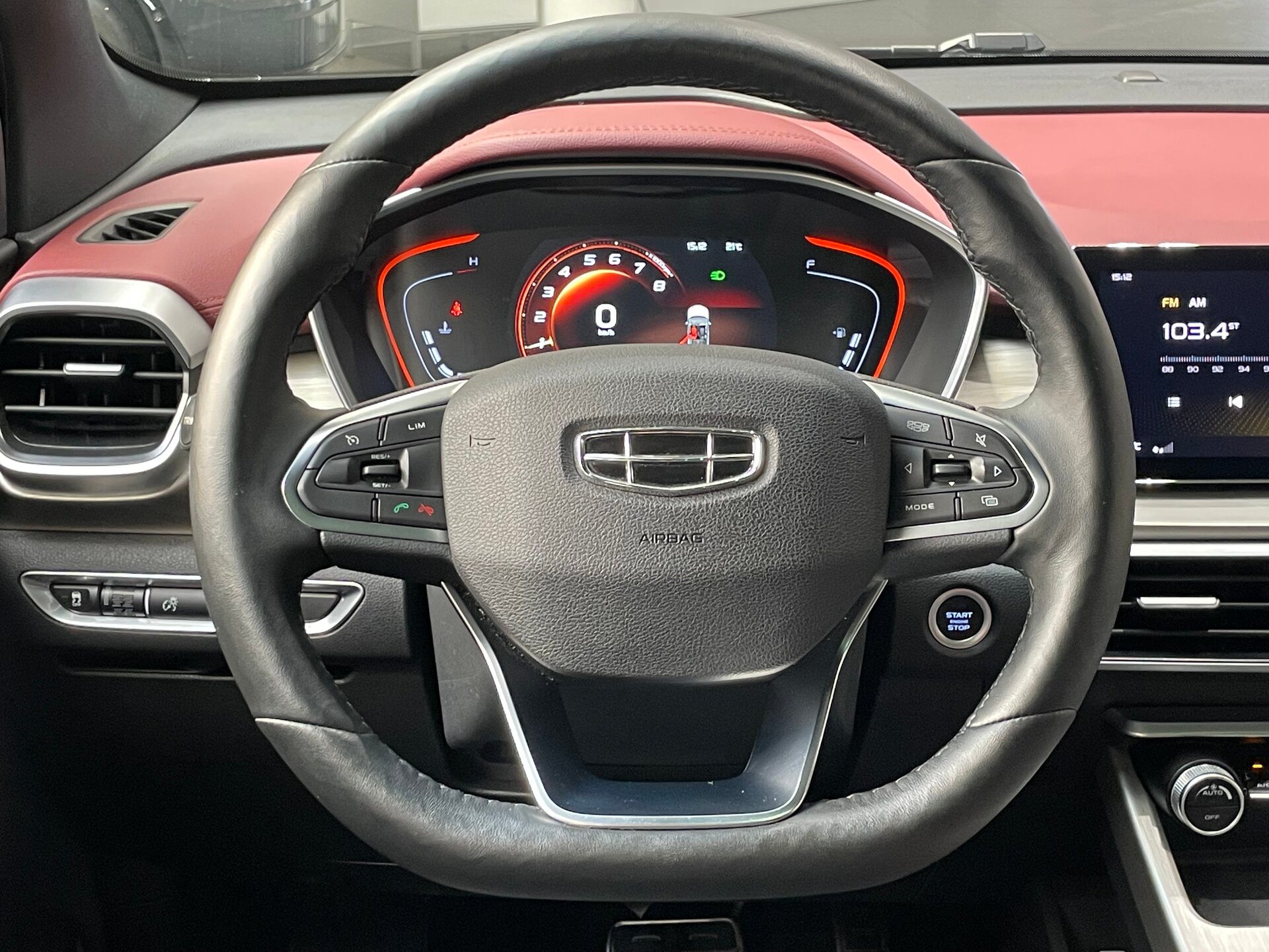 Автомобиль Geely Coolray 1.5 AMT (150 л.с.) - 15