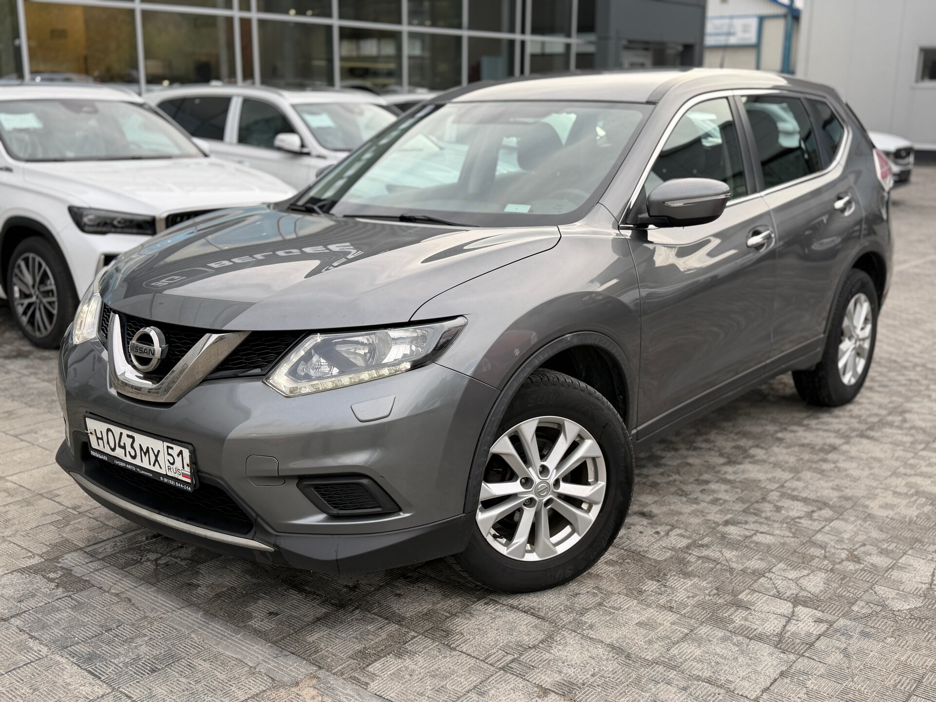 Nissan X-Trail 2.0 CVT (144 л.с.) 4WD 2015