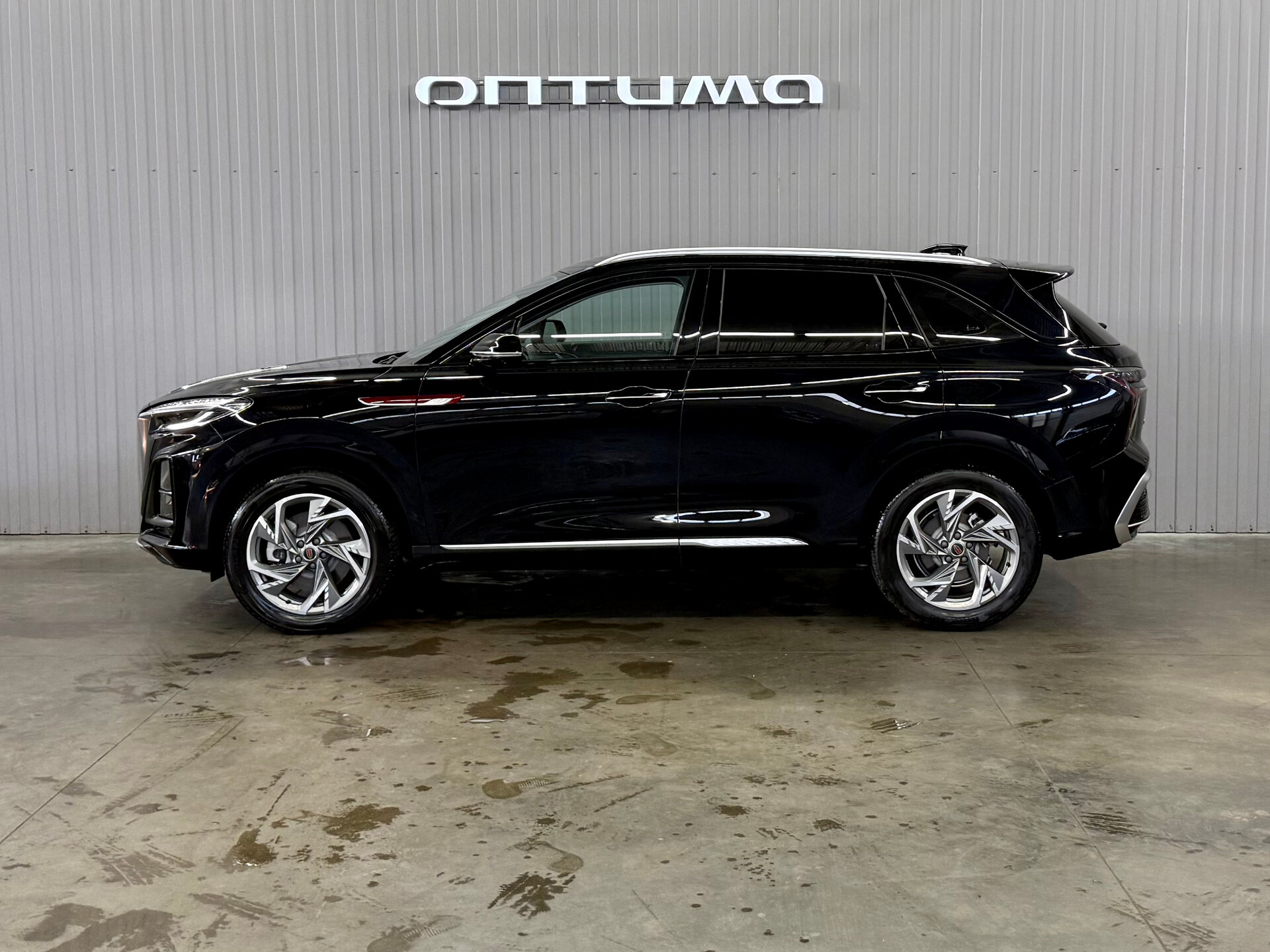 Hongqi HS3 