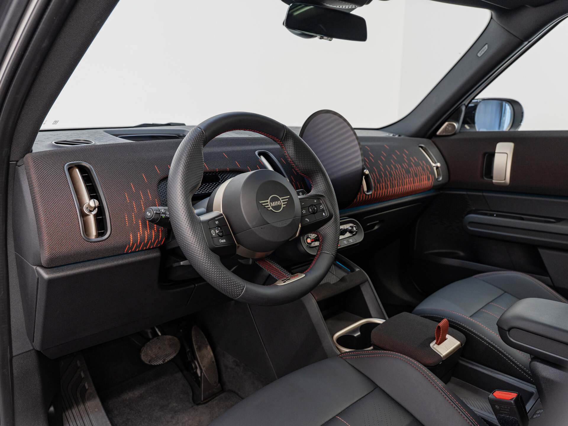 Автомобиль MINI Countryman C 1.5 AMT (170 л.с.) - 9