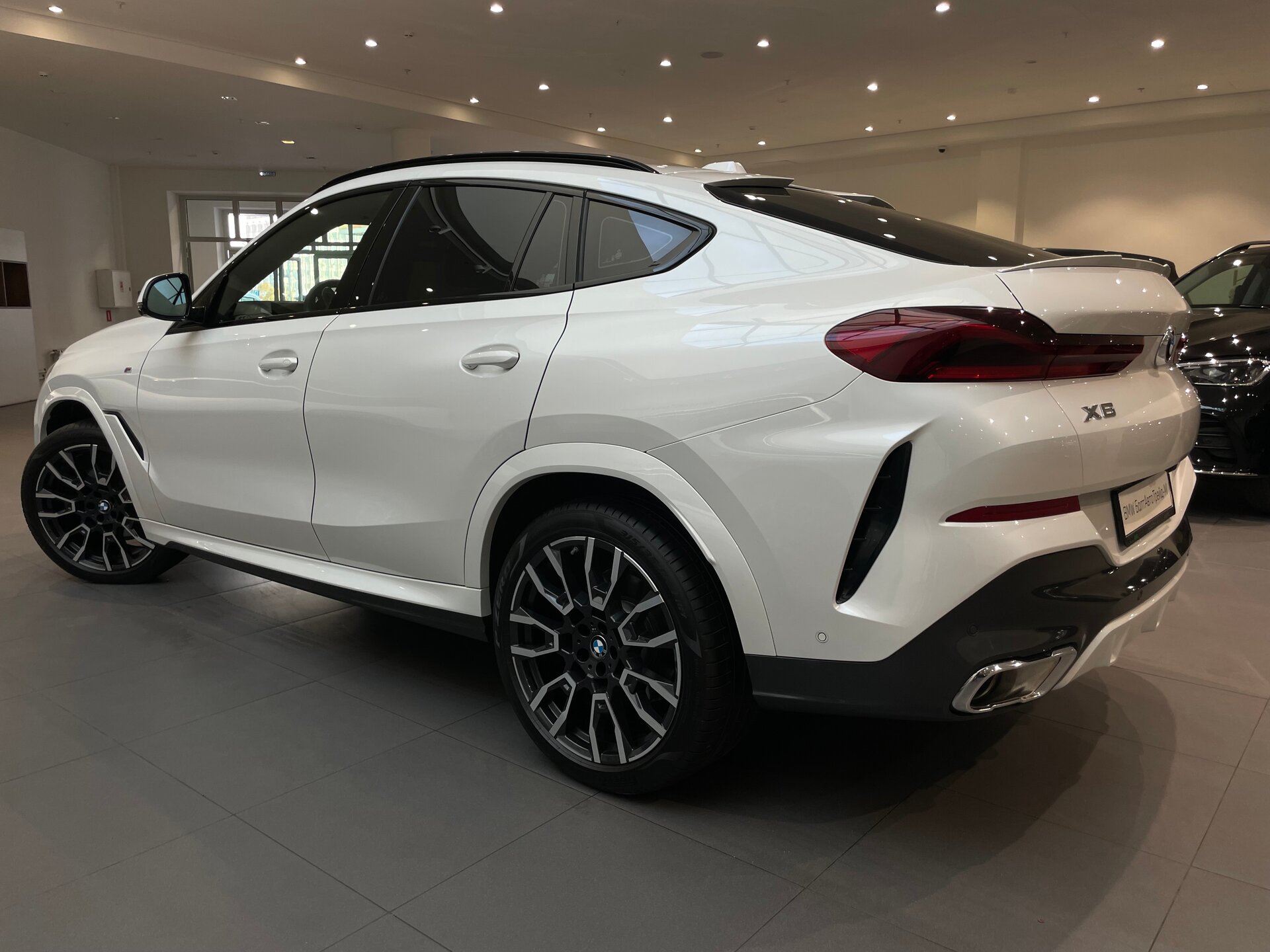 Автомобиль BMW X6 40i 3.0 AT (381 л.с.) 4WD - 4