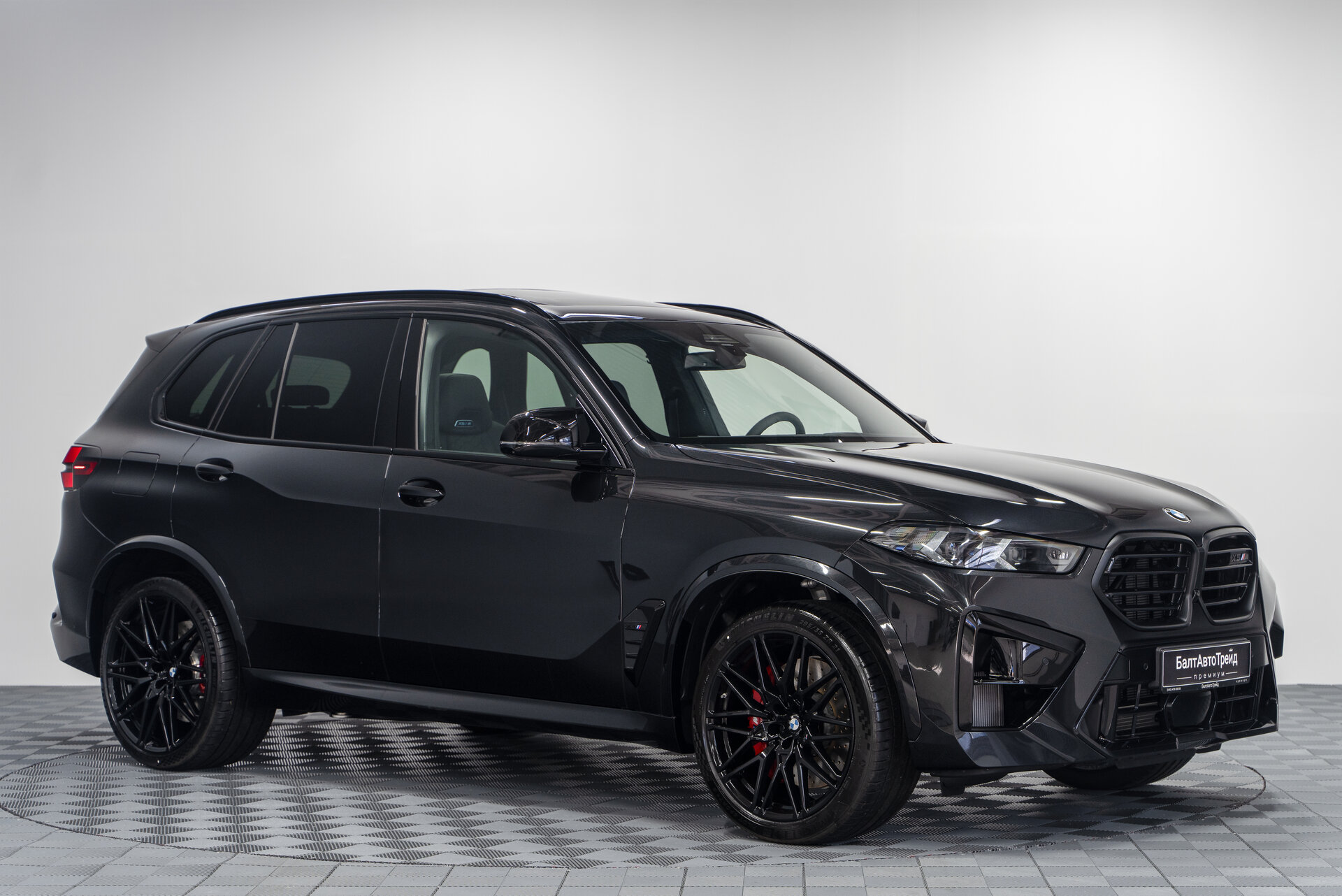 Автомобиль BMW X5 M Competition 4.4 AT (625 л.с.) 4WD - 6
