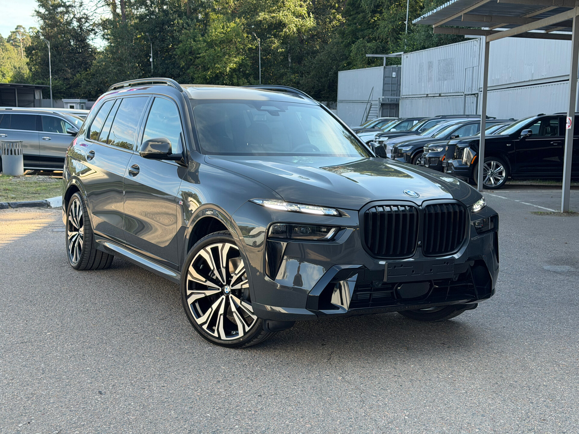 Автомобиль BMW X7 40i 3.0 AT (381 л.с.) 4WD - 3