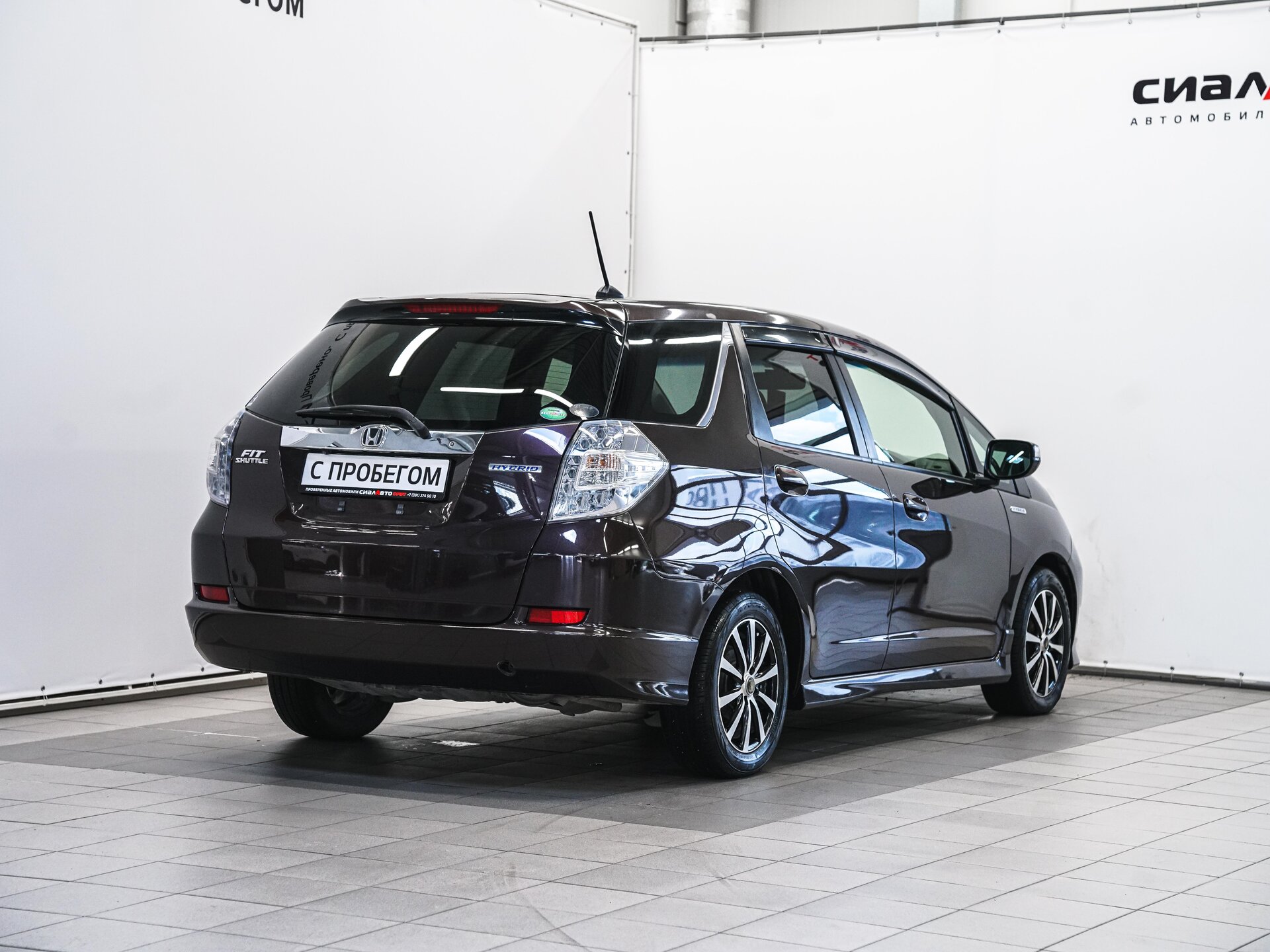 Honda Fit Shuttle 2012 4