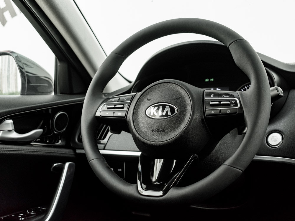 Купить Kia Stinger 2.0 AT (247 л.с.) 4WD, 2018 в Екатеренбурге