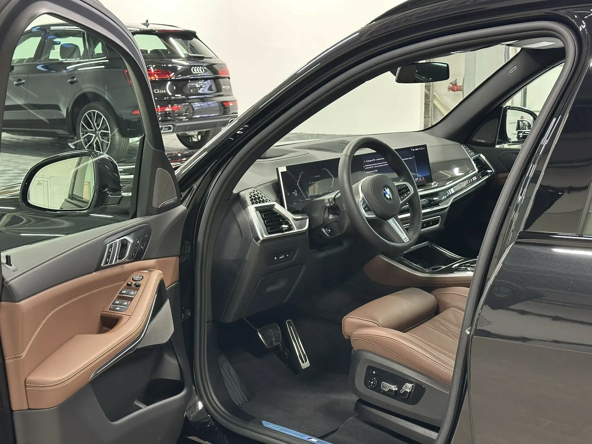 Автомобиль BMW X5 40i 3.0 AT (381 л.с.) 4WD - 7