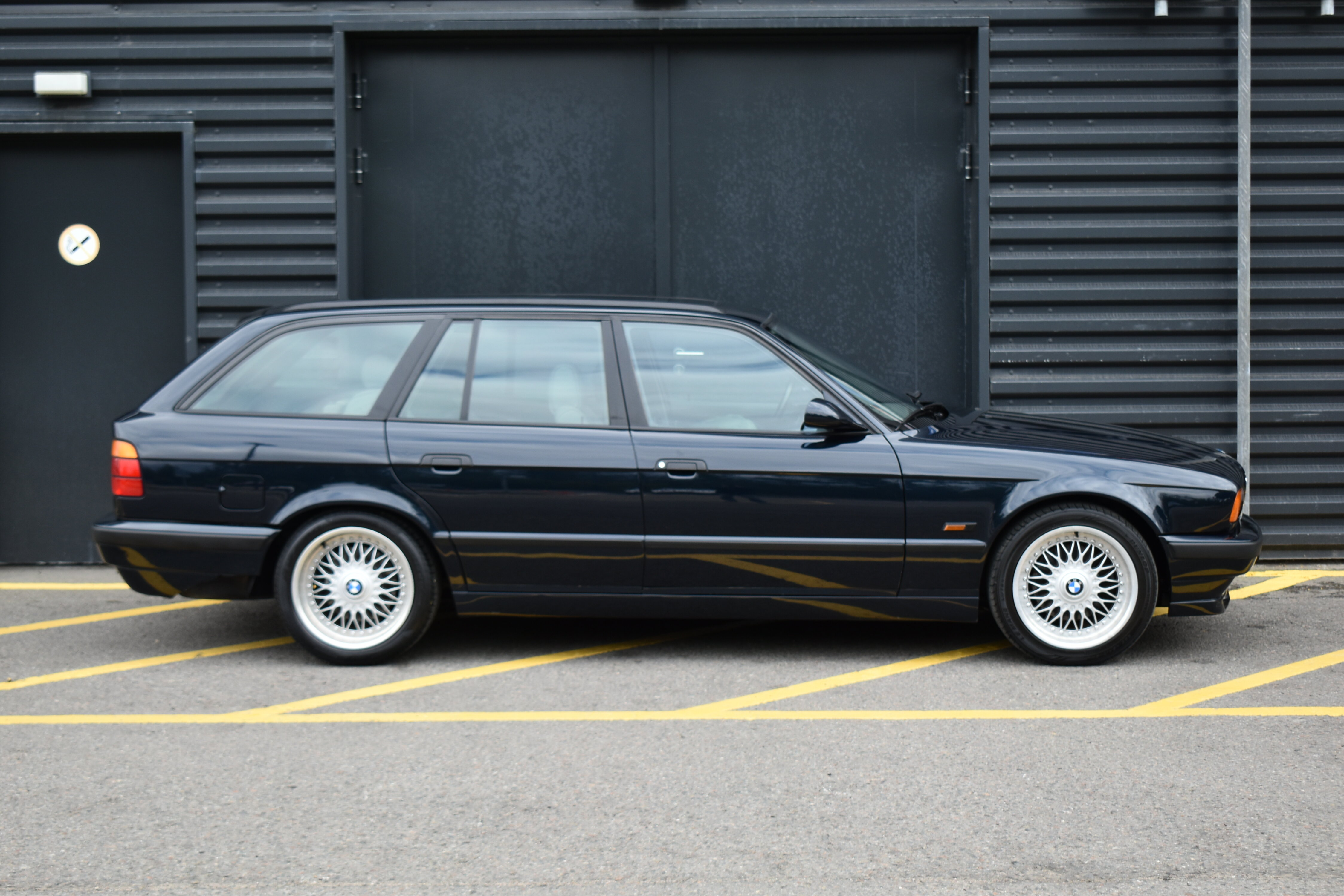 82645746 540i 4.0 AT (286 л.с.) №6