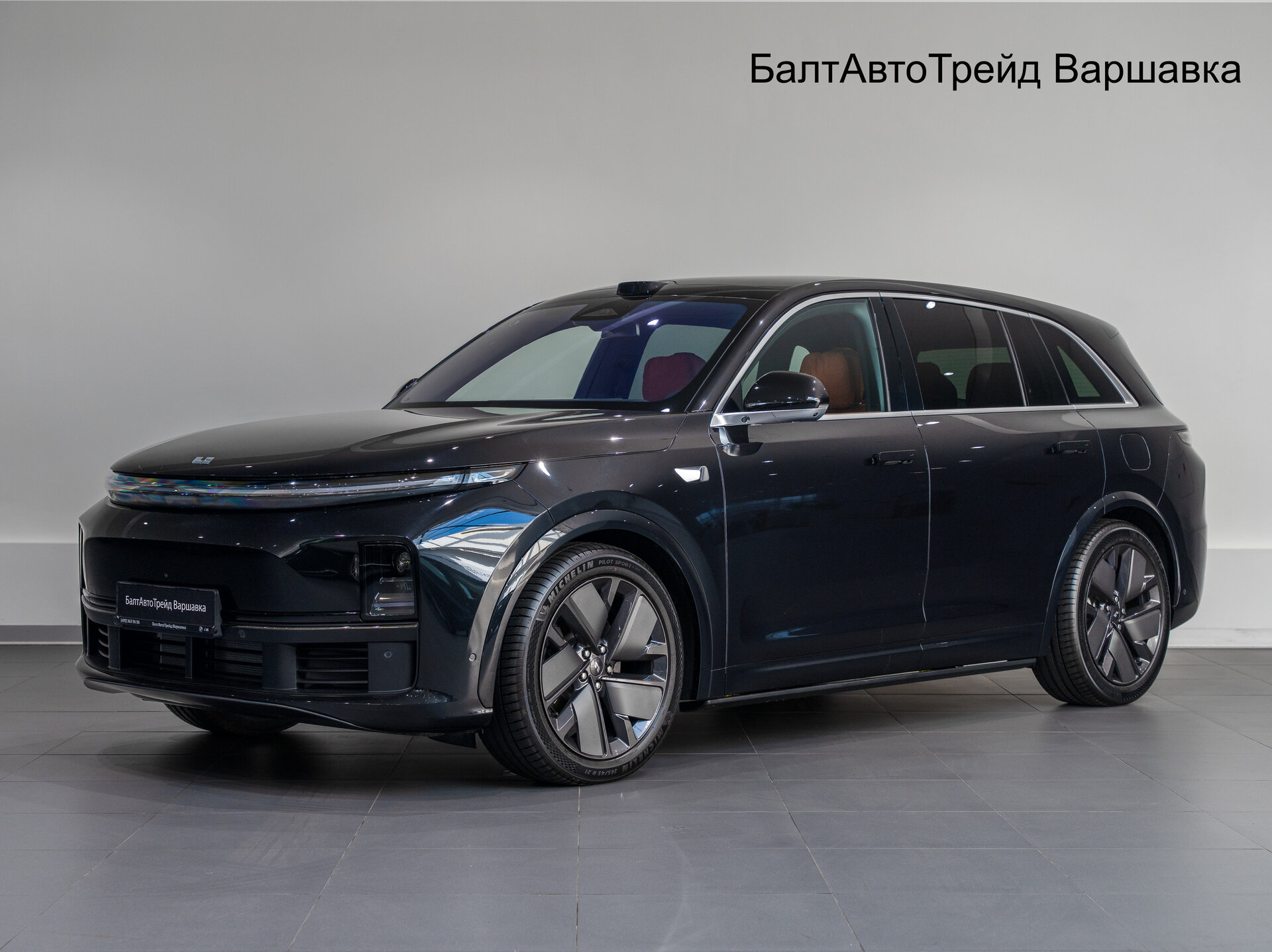 Автомобиль LiXiang L7 52.3 kWh 1.5hyb AT (449 л.с.) 4WD - 1