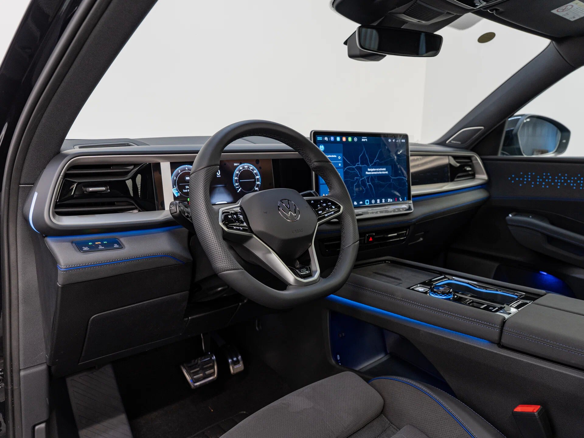 Автомобиль Volkswagen Teramont Pro 2.0 AMT (272 л.с.) 4WD - 9