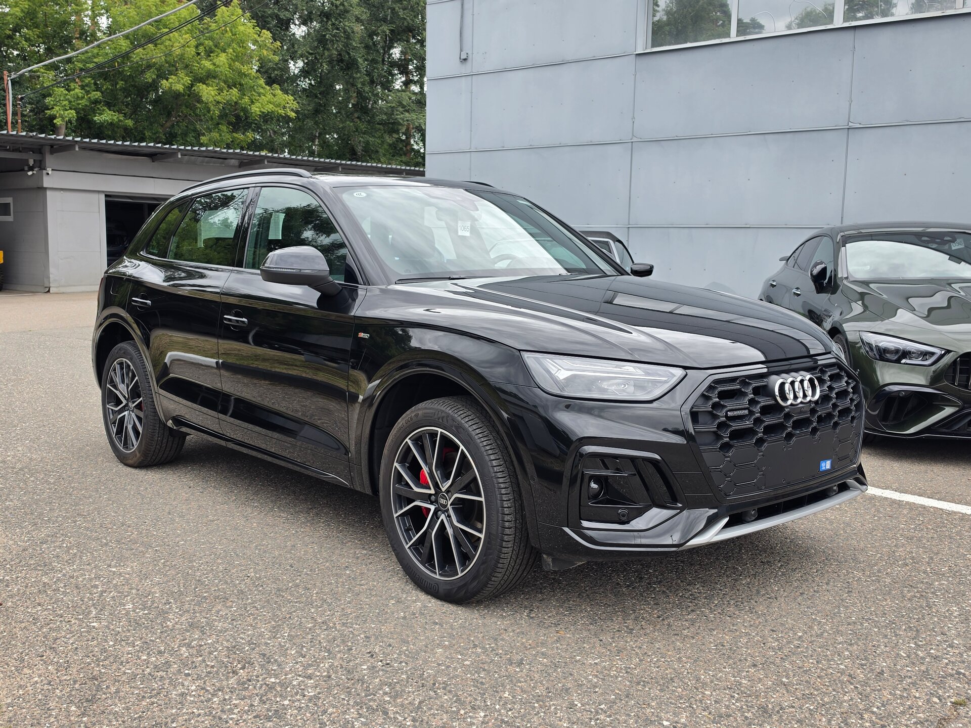 Автомобиль Audi Q5 L 45 TFSI 2.0 AMT (245 л.с.) 4WD - 3