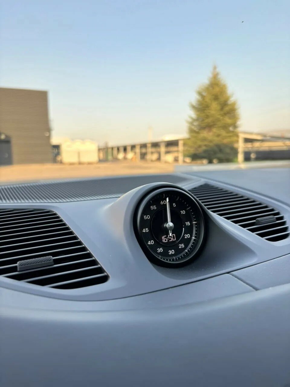 Автомобиль Porsche Cayenne E-Hybrid Coupé 3.0hyb AT (470 л.с.) 4WD - 15