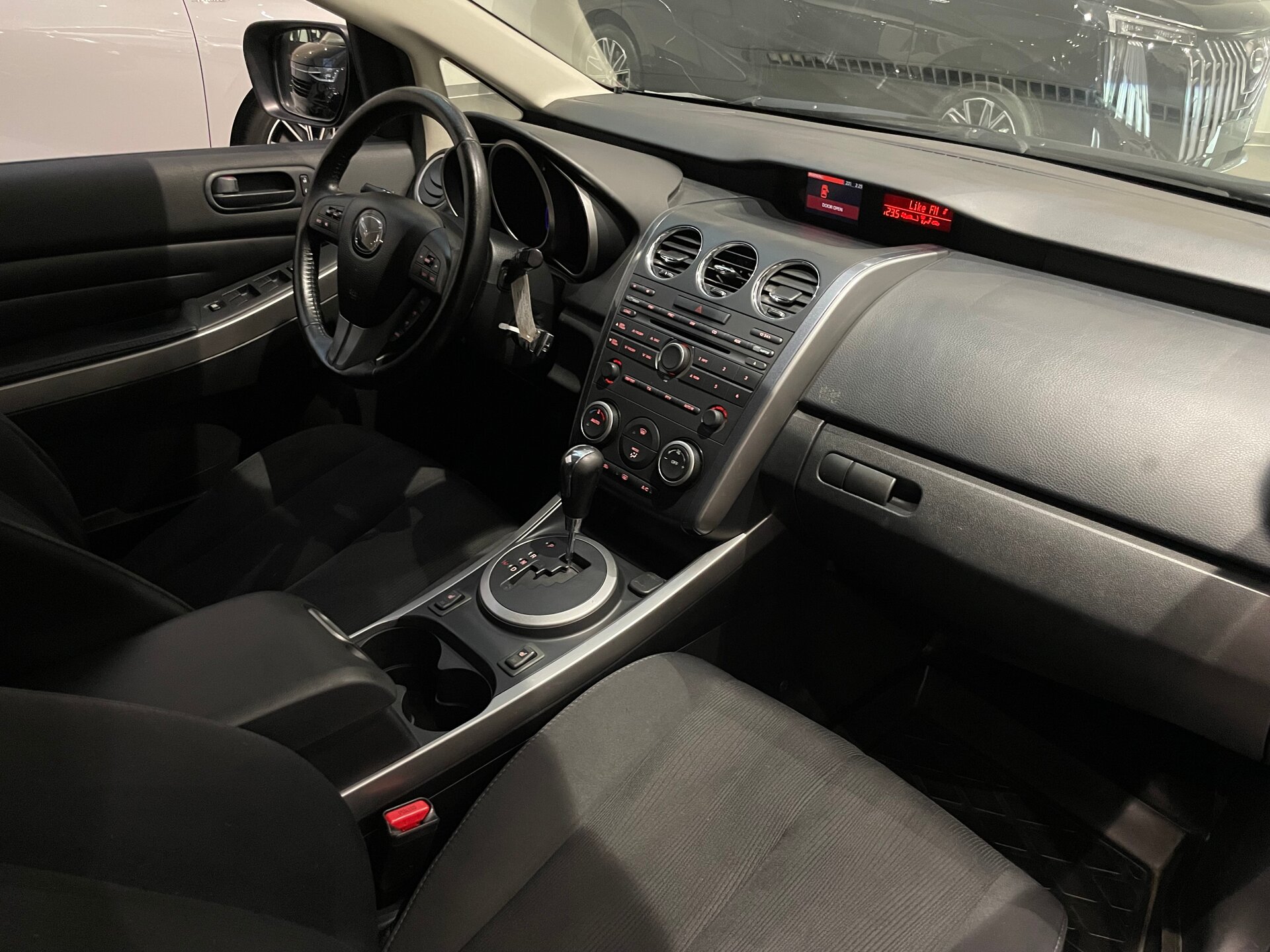 Автомобиль Mazda CX-7 2.5 AT (163 л.с.) - 11