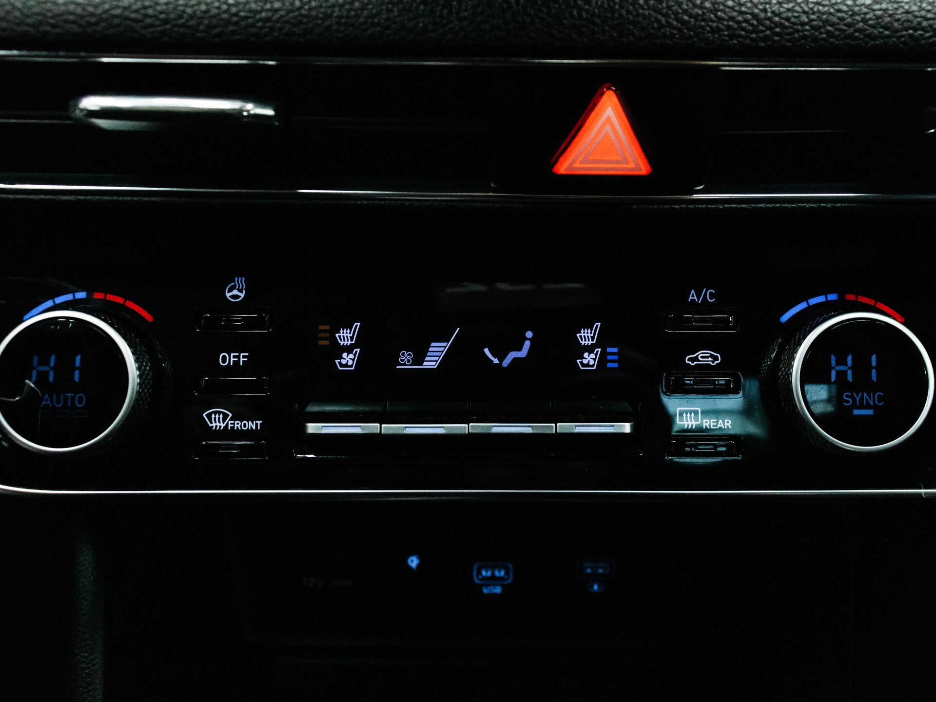 Hyundai Sonata 2022 25
