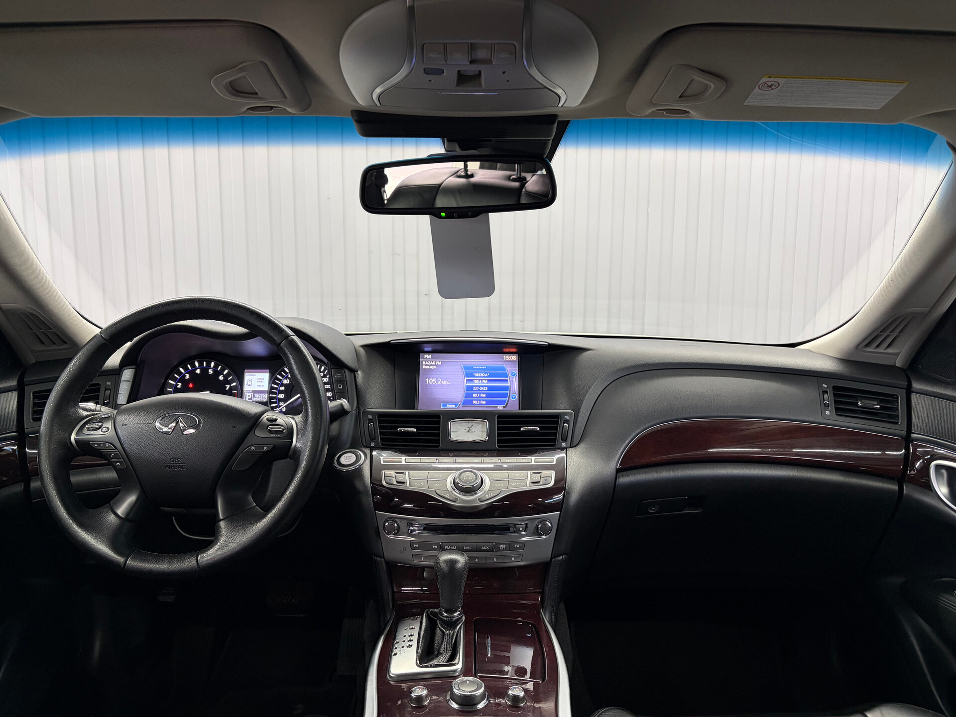 Infiniti M 