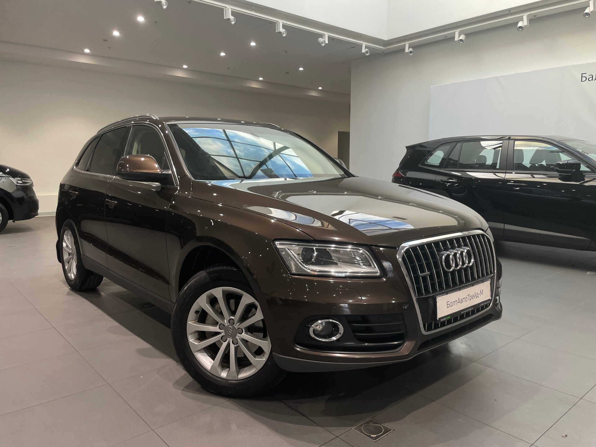Автомобиль Audi Q5 2.0 AT (225 л.с.) 4WD - 3