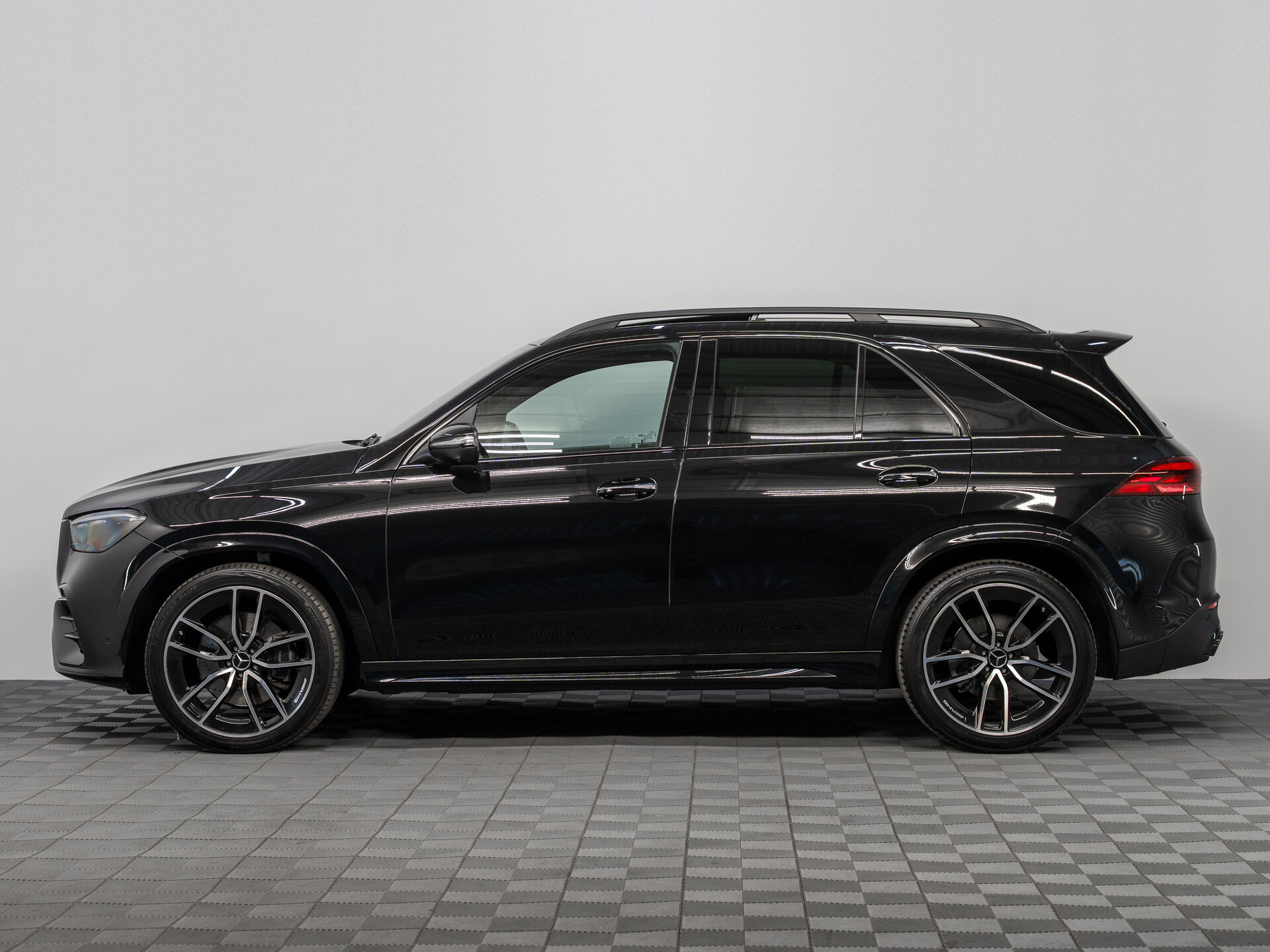 Автомобиль Mercedes-Benz GLE 350 2.0 AT (258 л.с.) 4WD - 6