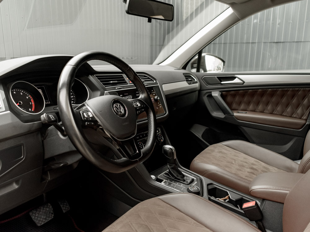 Купить Volkswagen Tiguan 1.4 AMT (150 л.с.) 4WD, 2020 в Екатеренбурге