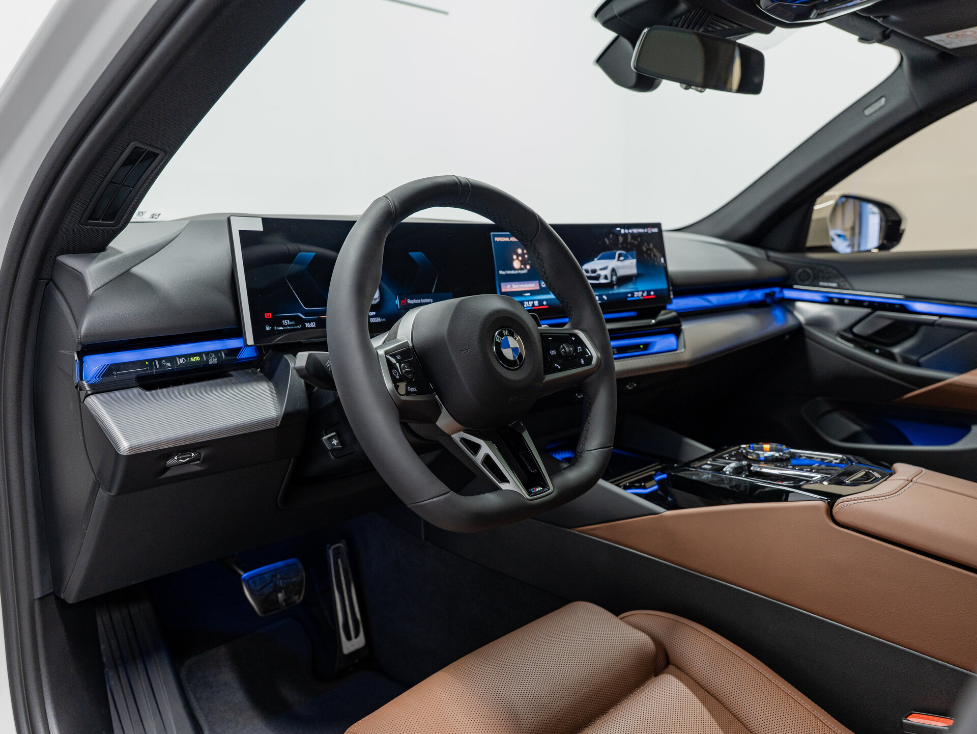 Автомобиль BMW 5 серии 530i xDrive 2.0 AT (258 л.с.) 4WD - 12