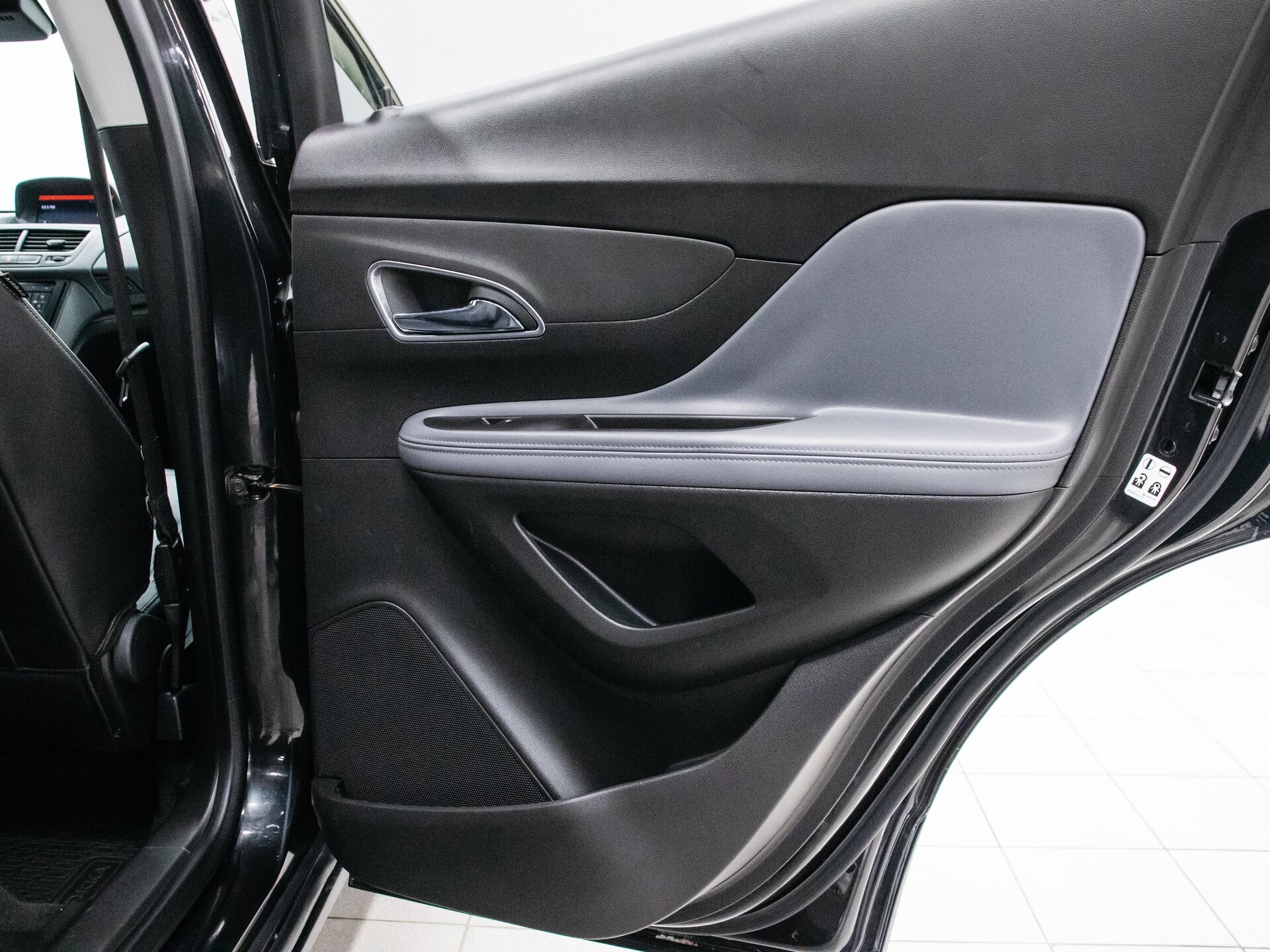 Opel Mokka 2013 25