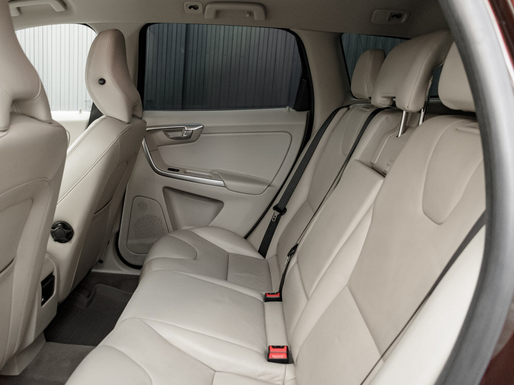 Купить Volvo XC60 2.4d AT (181 л.с.) 4WD, 2014 в Екатеренбурге